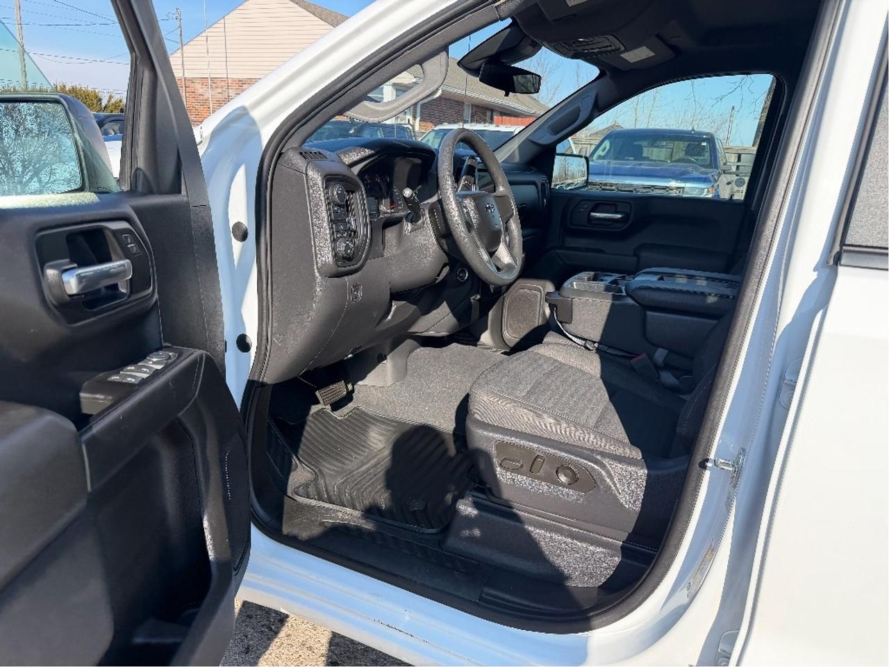 2022 Chevrolet Silverado 1500 Custom Trail Boss Photo