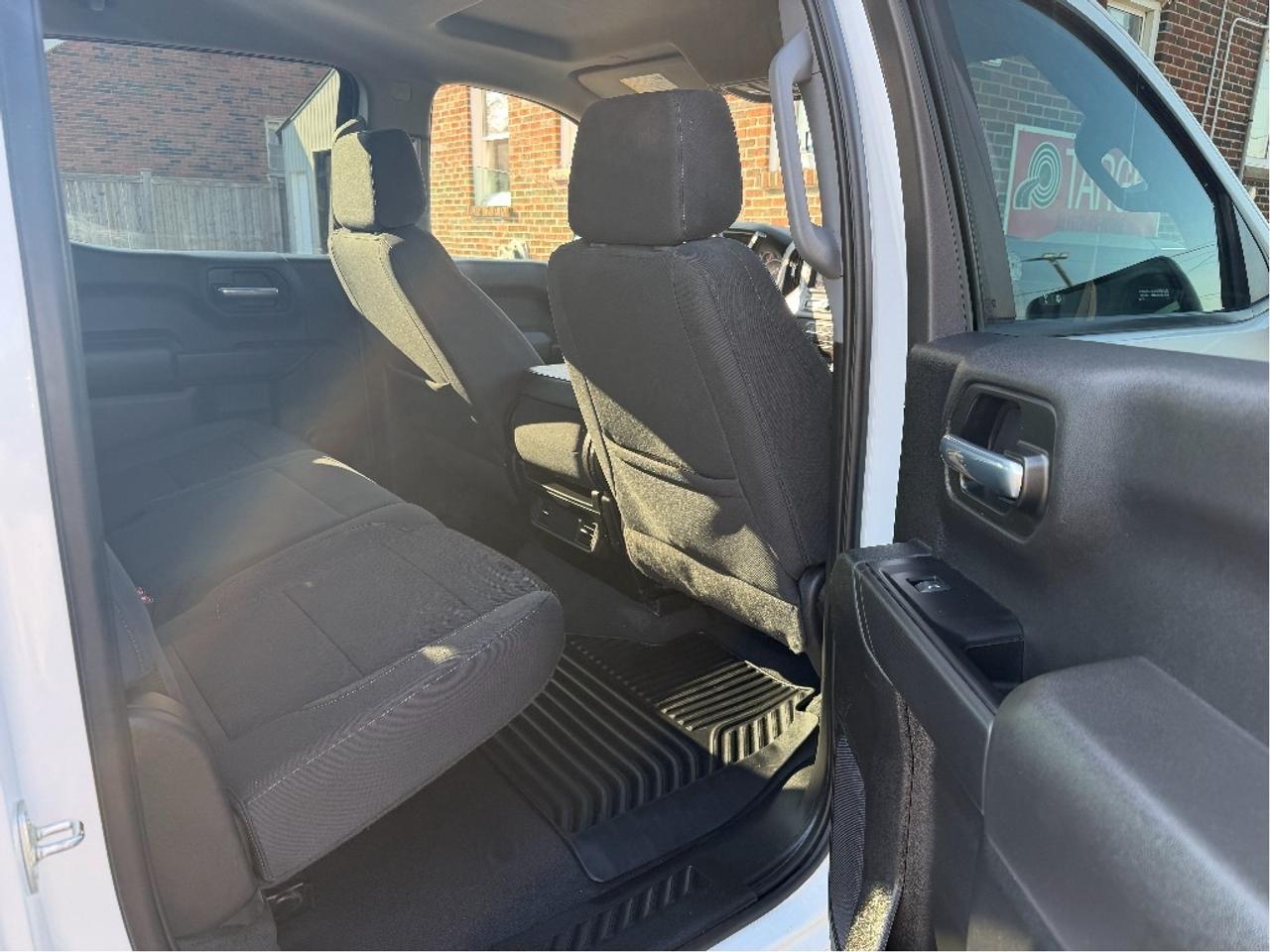 2022 Chevrolet Silverado 1500 Custom Trail Boss Photo