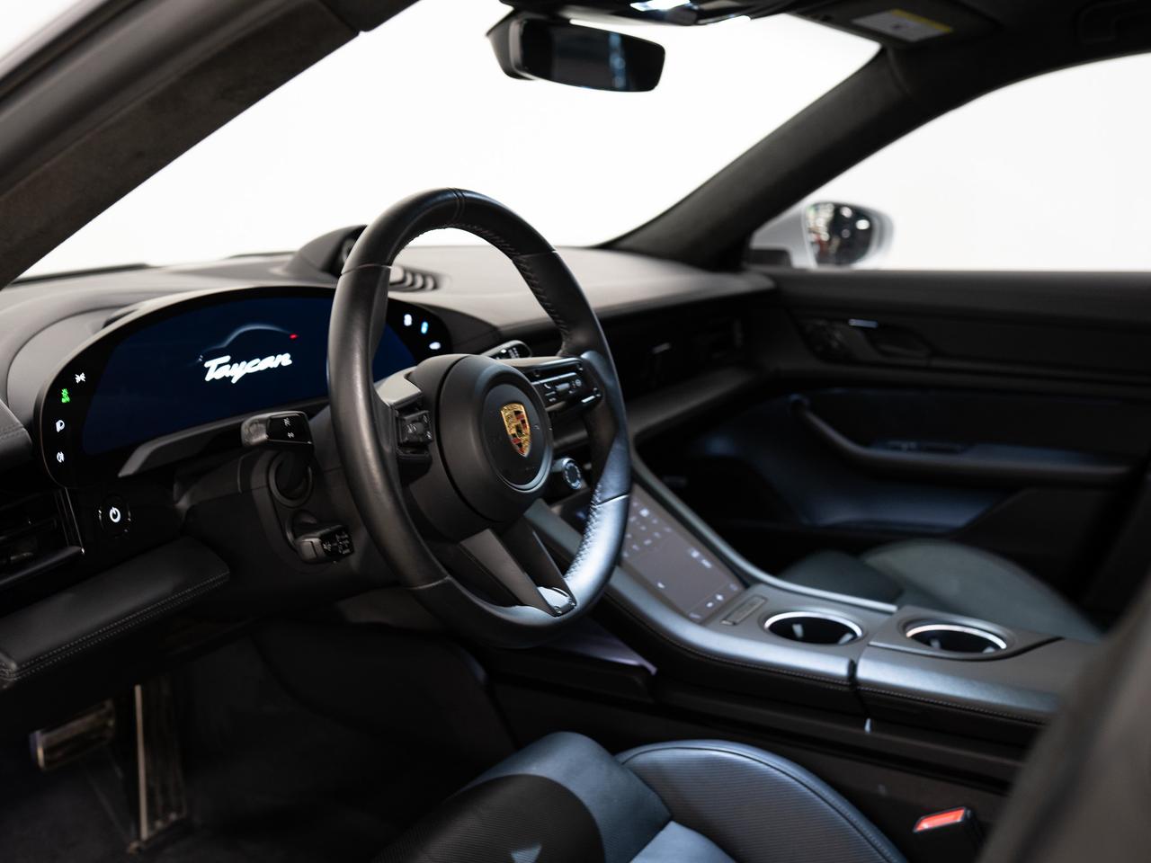 2020 Porsche Taycan TURBO | PERFORMANCE & PREMIUM PKG | BOSE | 21 IN Photo