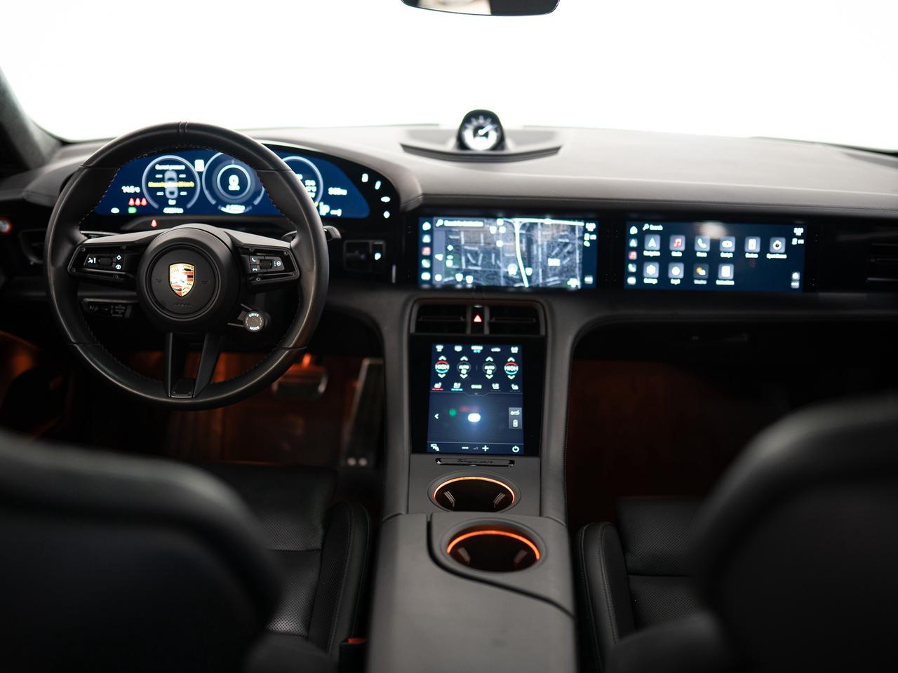 2020 Porsche Taycan TURBO | PERFORMANCE & PREMIUM PKG | BOSE | 21 IN Photo