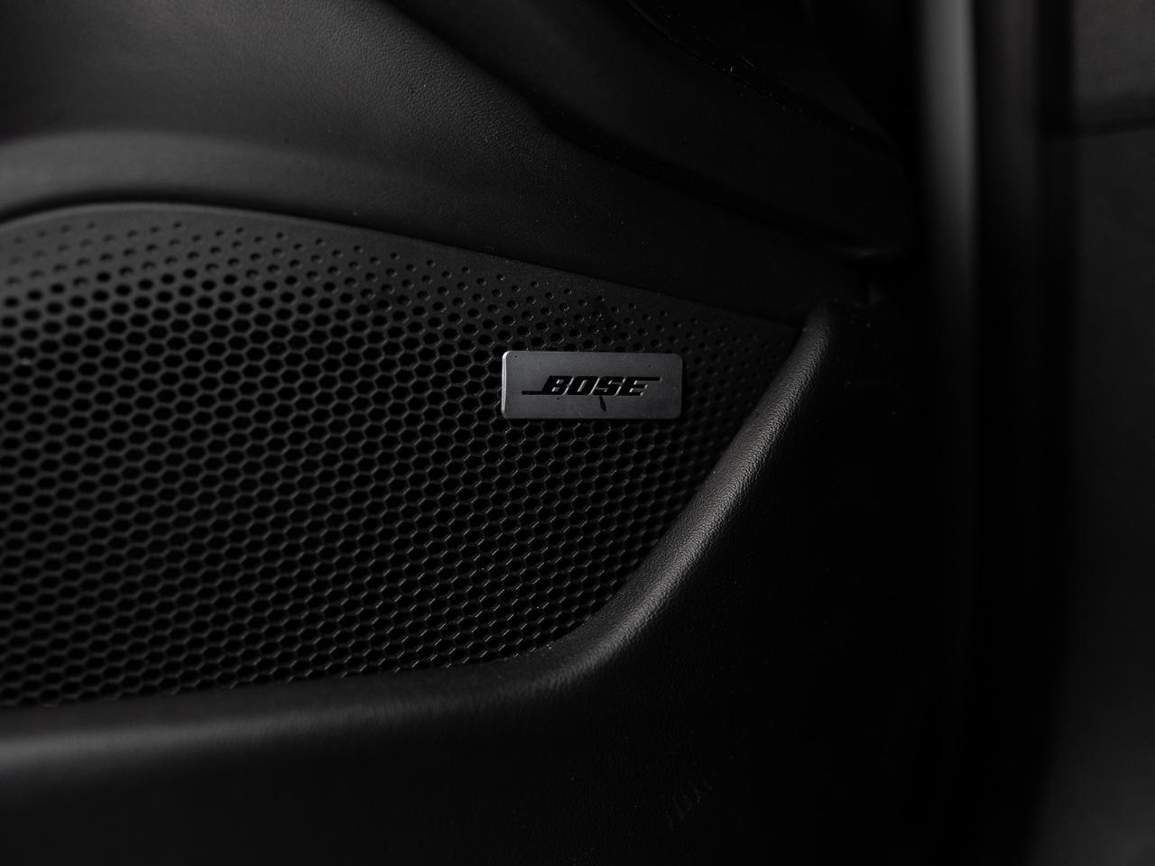 2020 Porsche Taycan TURBO | PERFORMANCE & PREMIUM PKG | BOSE | 21 IN Photo