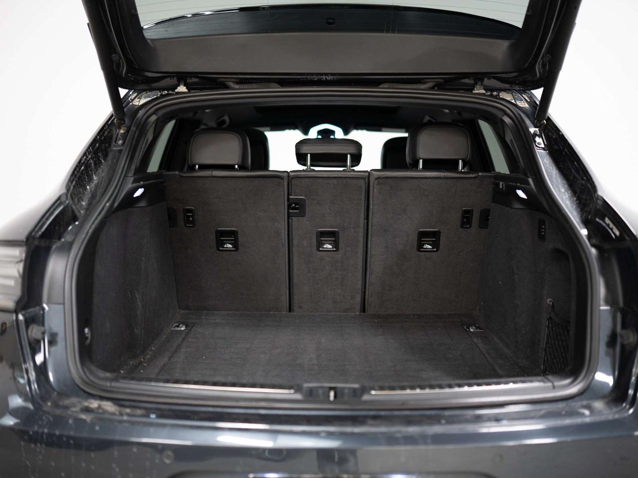 2020 Porsche Macan GTS | PREMIUM PLUS PKG | BOSE | PANO | 21 IN Photo