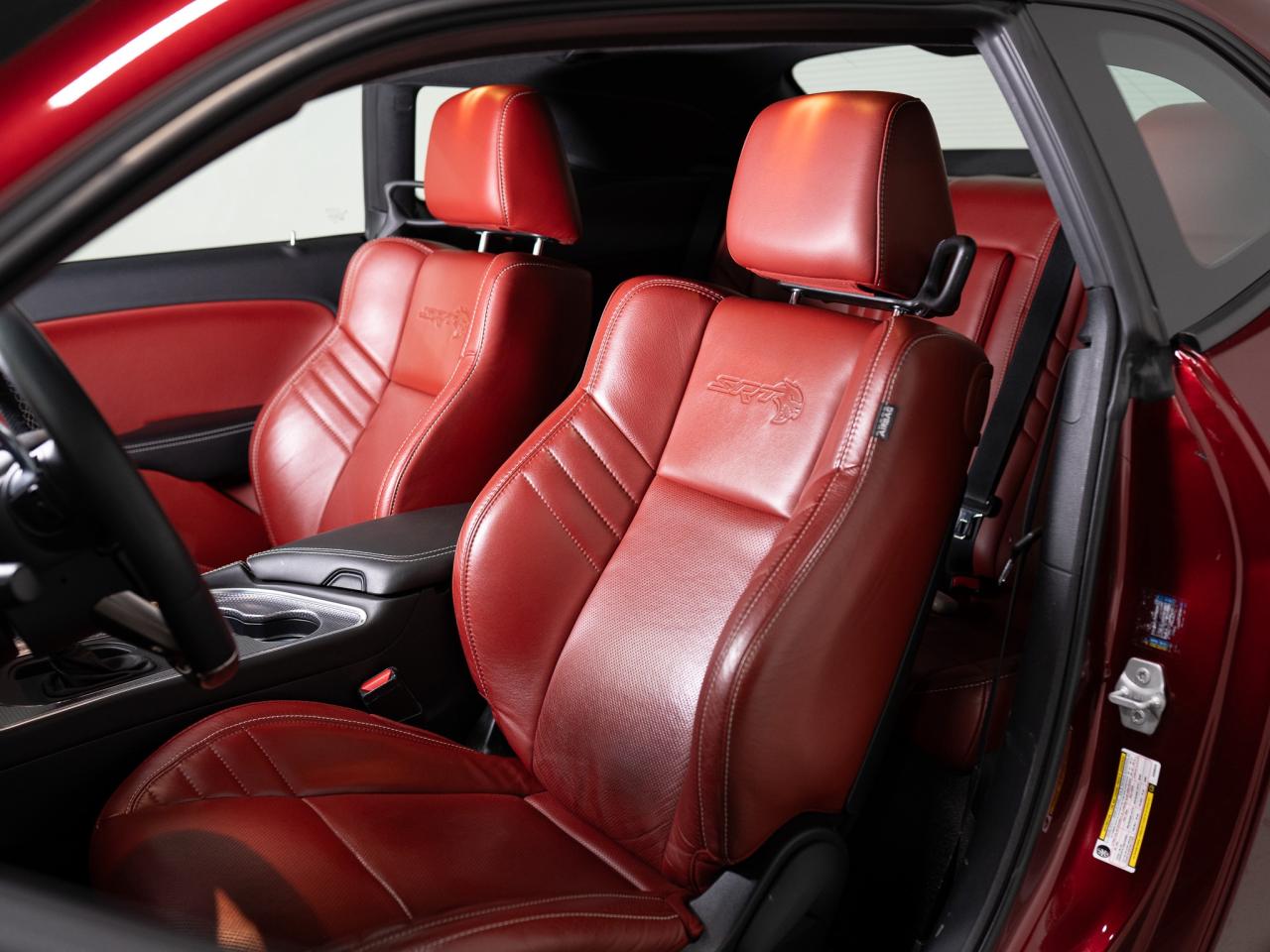 2018 Dodge Challenger SRT | HELLCAT | WIDEBODY | SUNROOF | 20 IN Photo