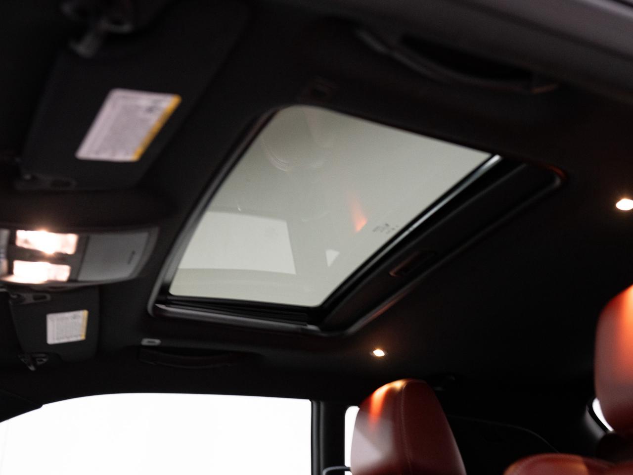 2018 Dodge Challenger SRT | HELLCAT | WIDEBODY | SUNROOF | 20 IN Photo