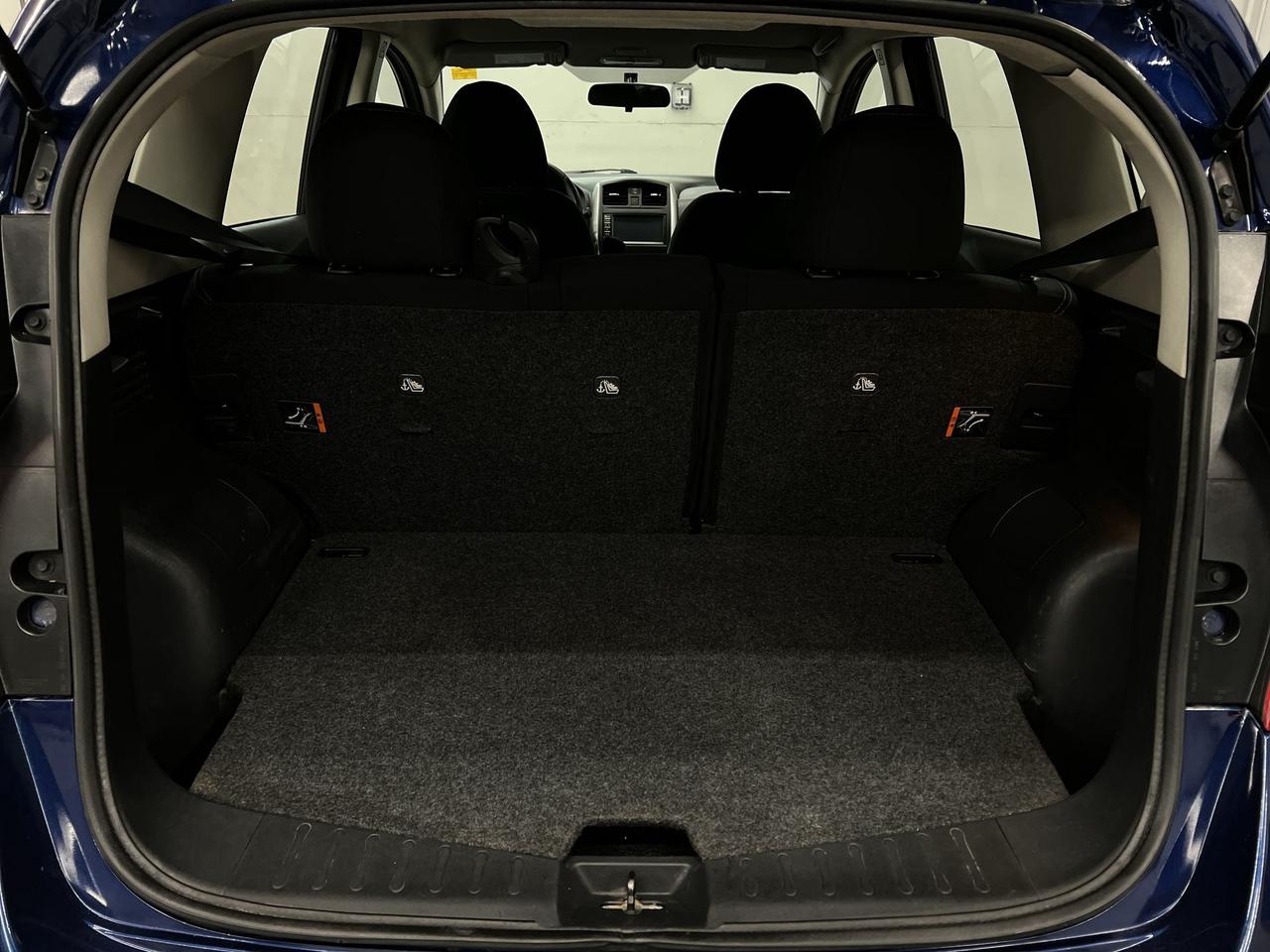 2019 Nissan Versa Note SV | HEATED SEATS | REAR CAM | BLUETOOTH | A/C Photo