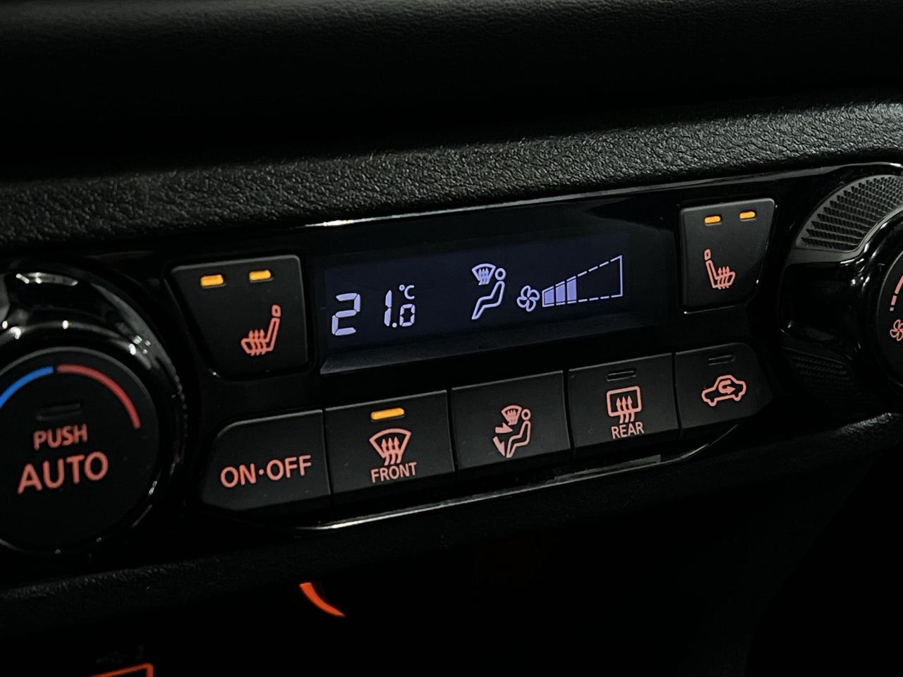 2024 Nissan Kicks SR | HTD SEATS | CARPLAY | 360 CAM | BLK ALLOYS Photo