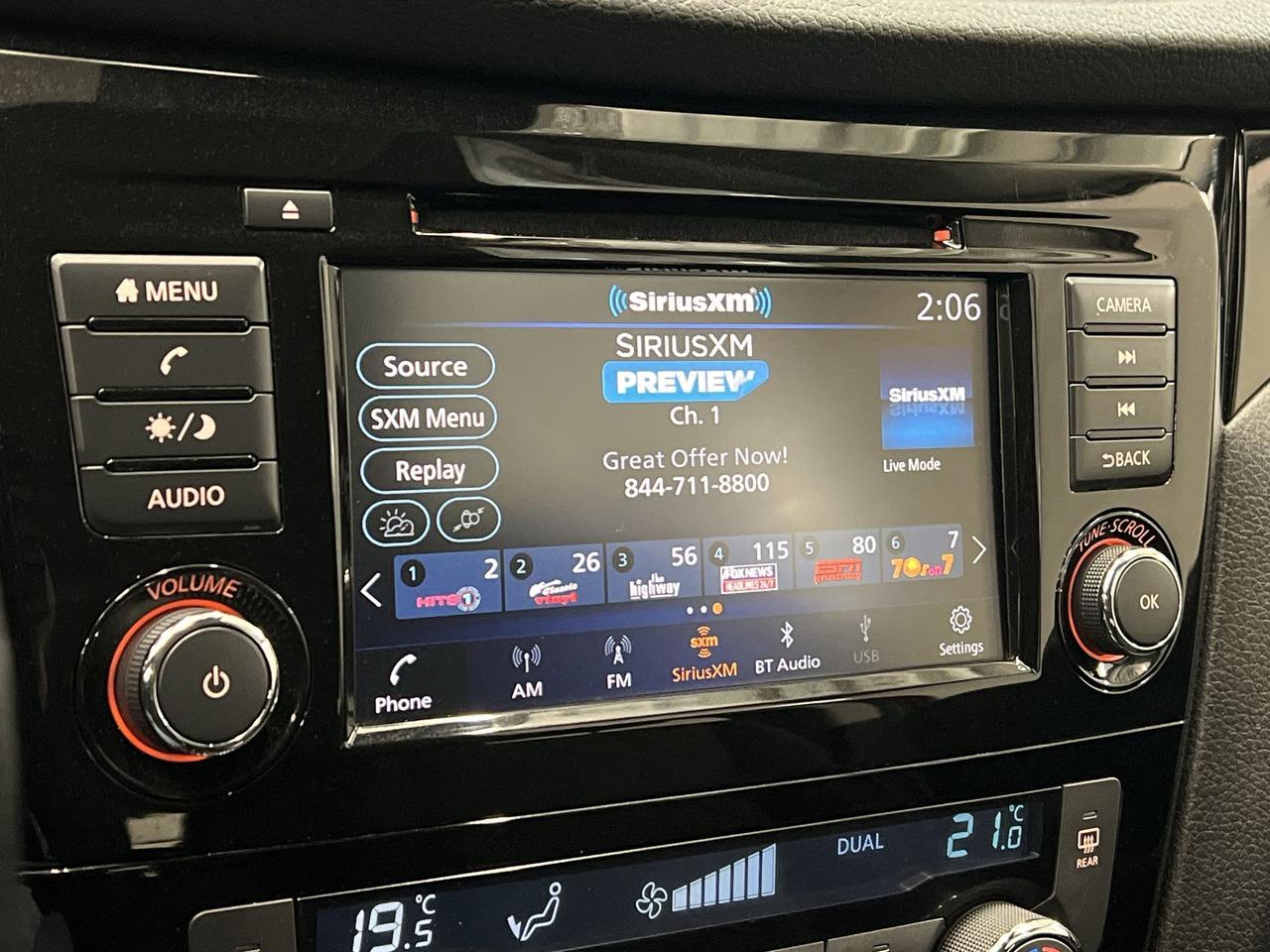 2023 Nissan Qashqai SV AWD | SUNROOF | HTD SEATS | CARPLAY | ALLOYS Photo