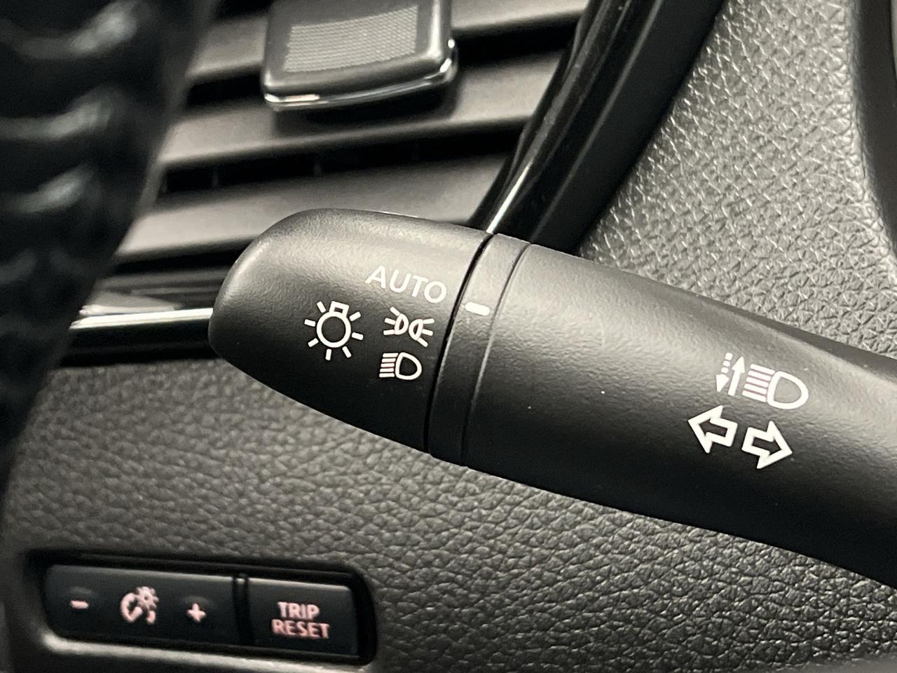 2023 Nissan Qashqai SV AWD | SUNROOF | HTD SEATS | CARPLAY | ALLOYS Photo