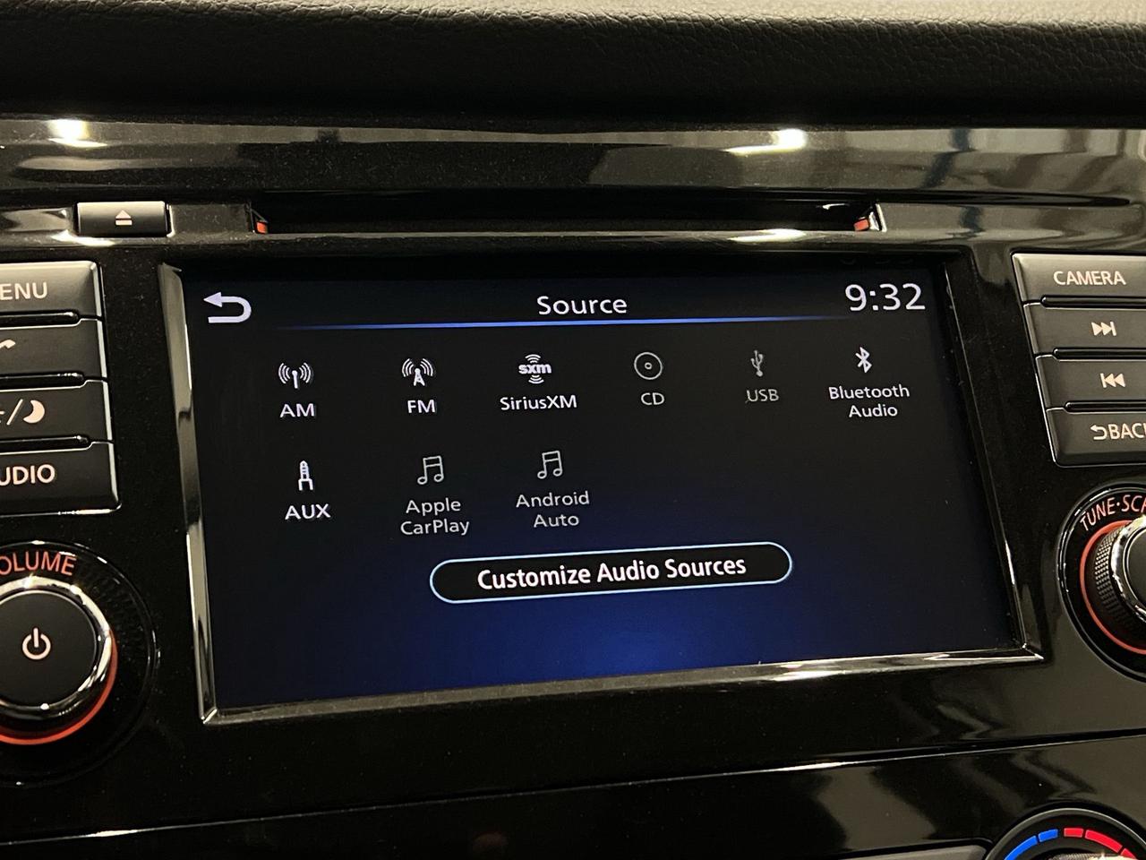 2021 Nissan Qashqai AWD | HTD SEATS | CARPLAY | ALLOYS | BLIND SPOT Photo