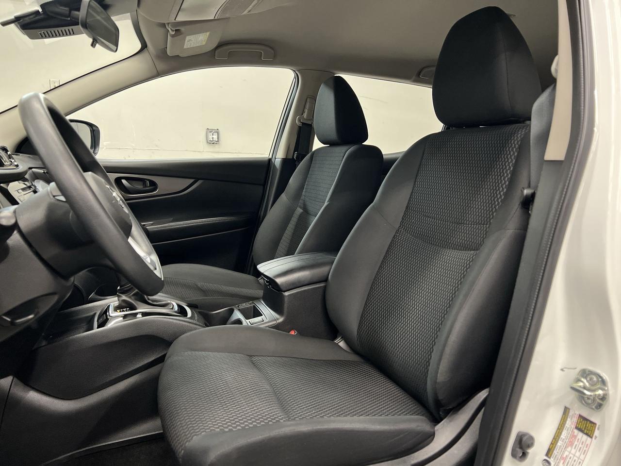 2021 Nissan Qashqai AWD | HTD SEATS | CARPLAY | ALLOYS | BLIND SPOT Photo