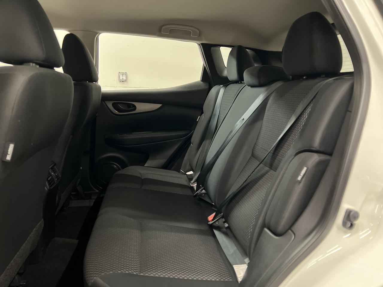 2021 Nissan Qashqai AWD | HTD SEATS | CARPLAY | ALLOYS | BLIND SPOT Photo