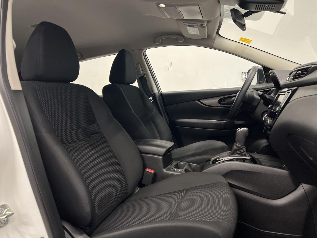 2021 Nissan Qashqai AWD | HTD SEATS | CARPLAY | ALLOYS | BLIND SPOT Photo