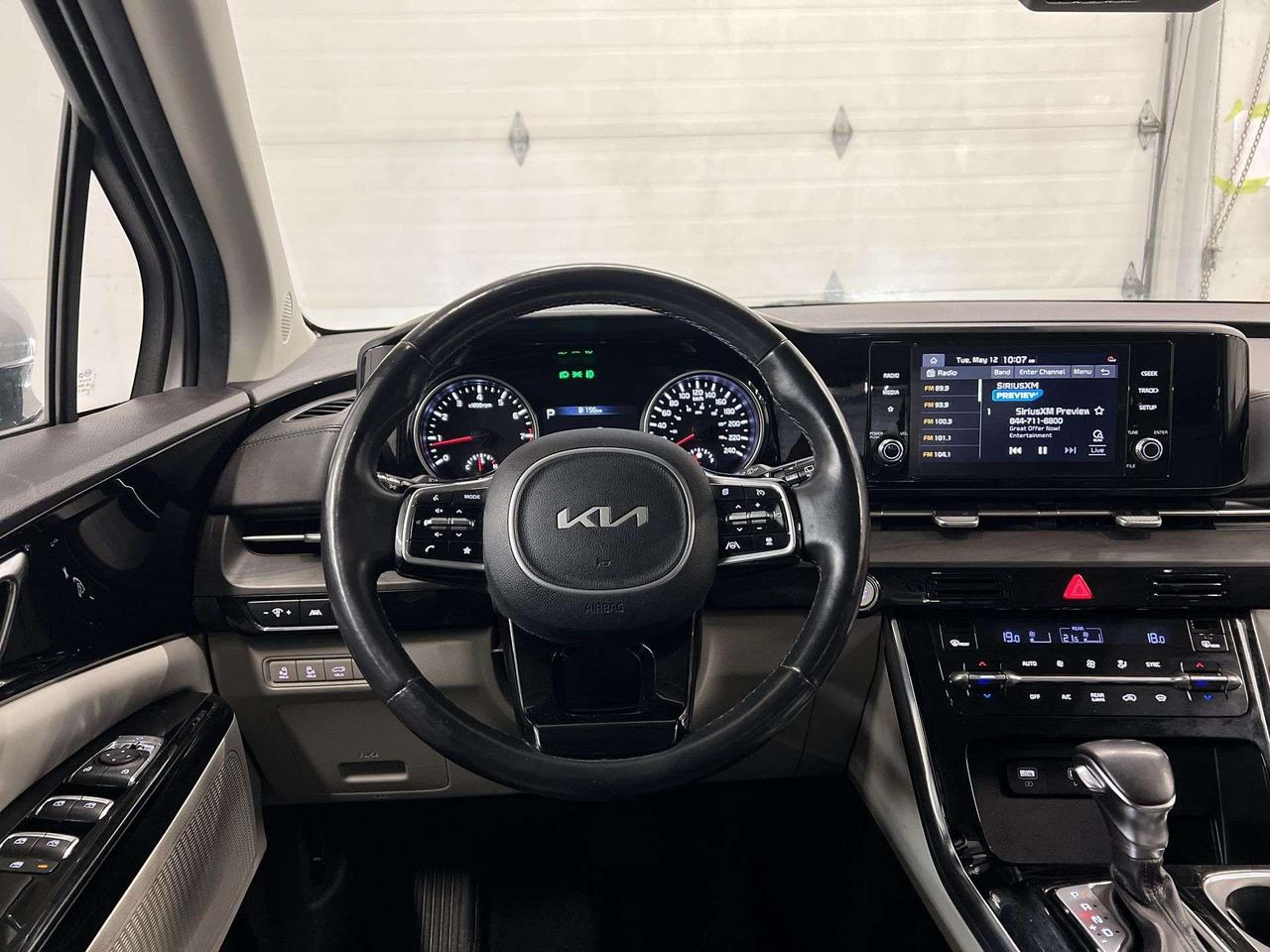 2022 Kia Carnival EX | 8-PASS | HTD SEATS  | CARPLAY | 19IN ALLOYS Photo
