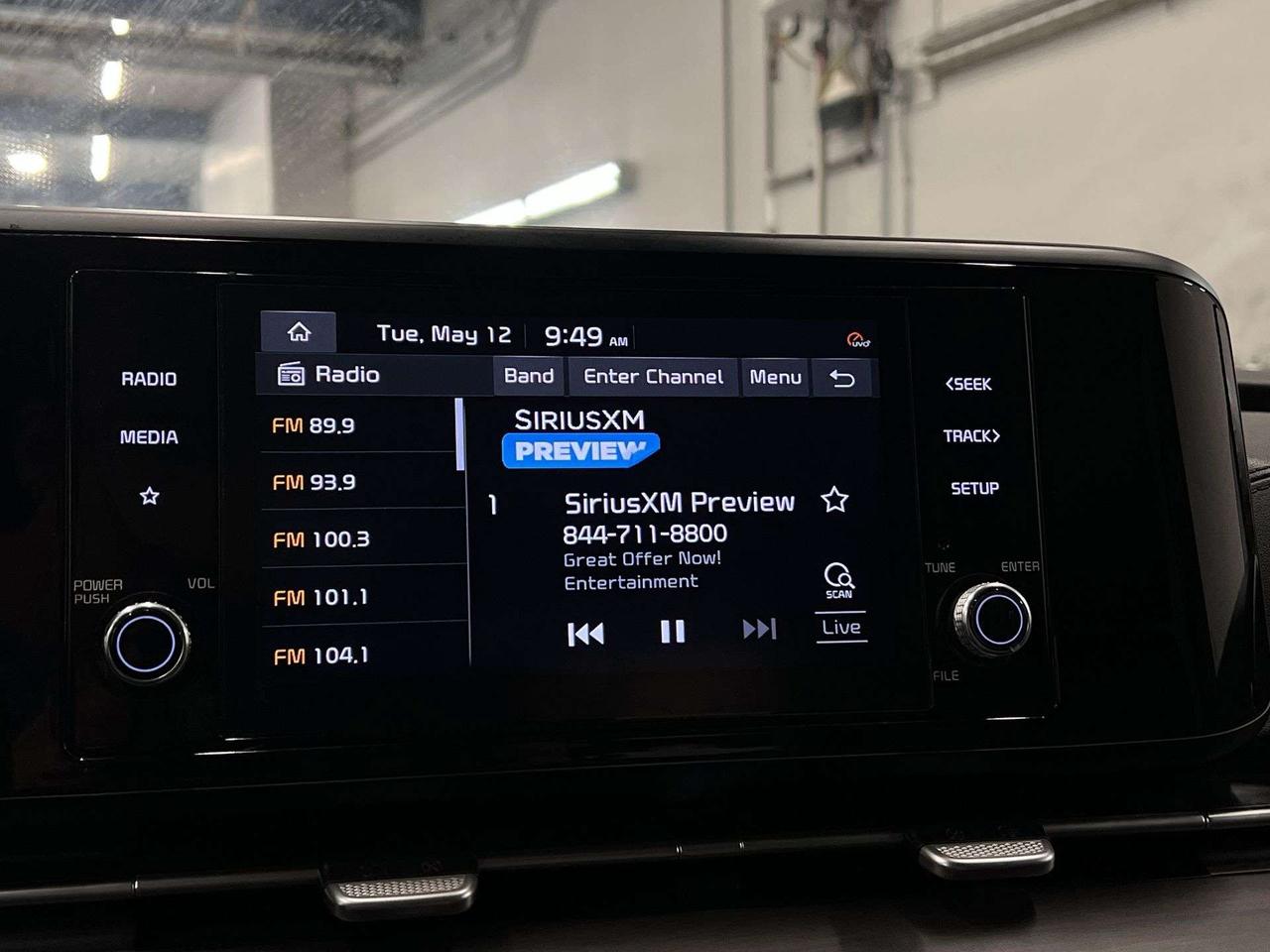 2022 Kia Carnival EX | 8-PASS | HTD SEATS  | CARPLAY | 19IN ALLOYS Photo