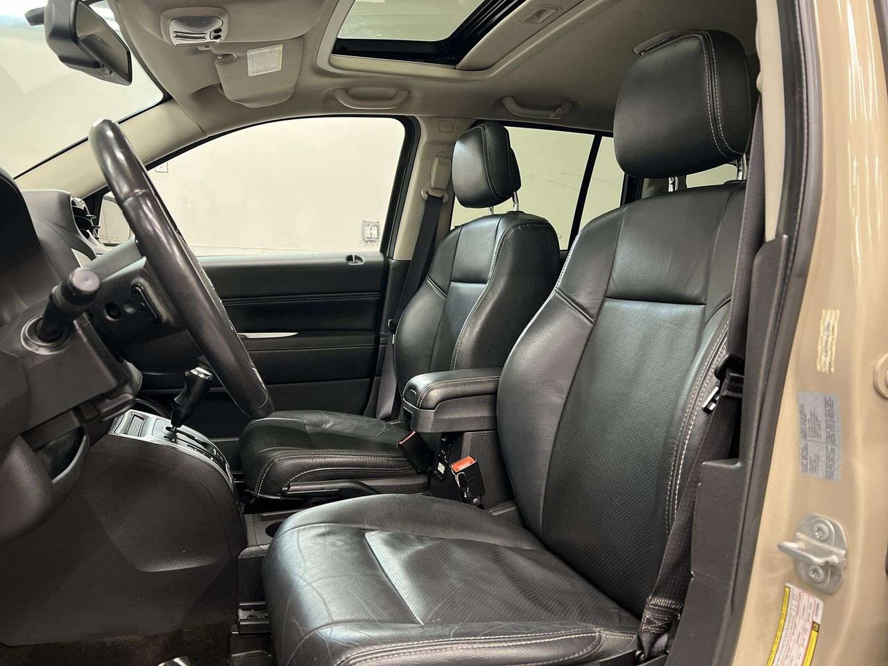 2017 Jeep Compass HIGH ALTITUDE 4X4 | LOW KMS| LEATHER |REMOTE START Photo