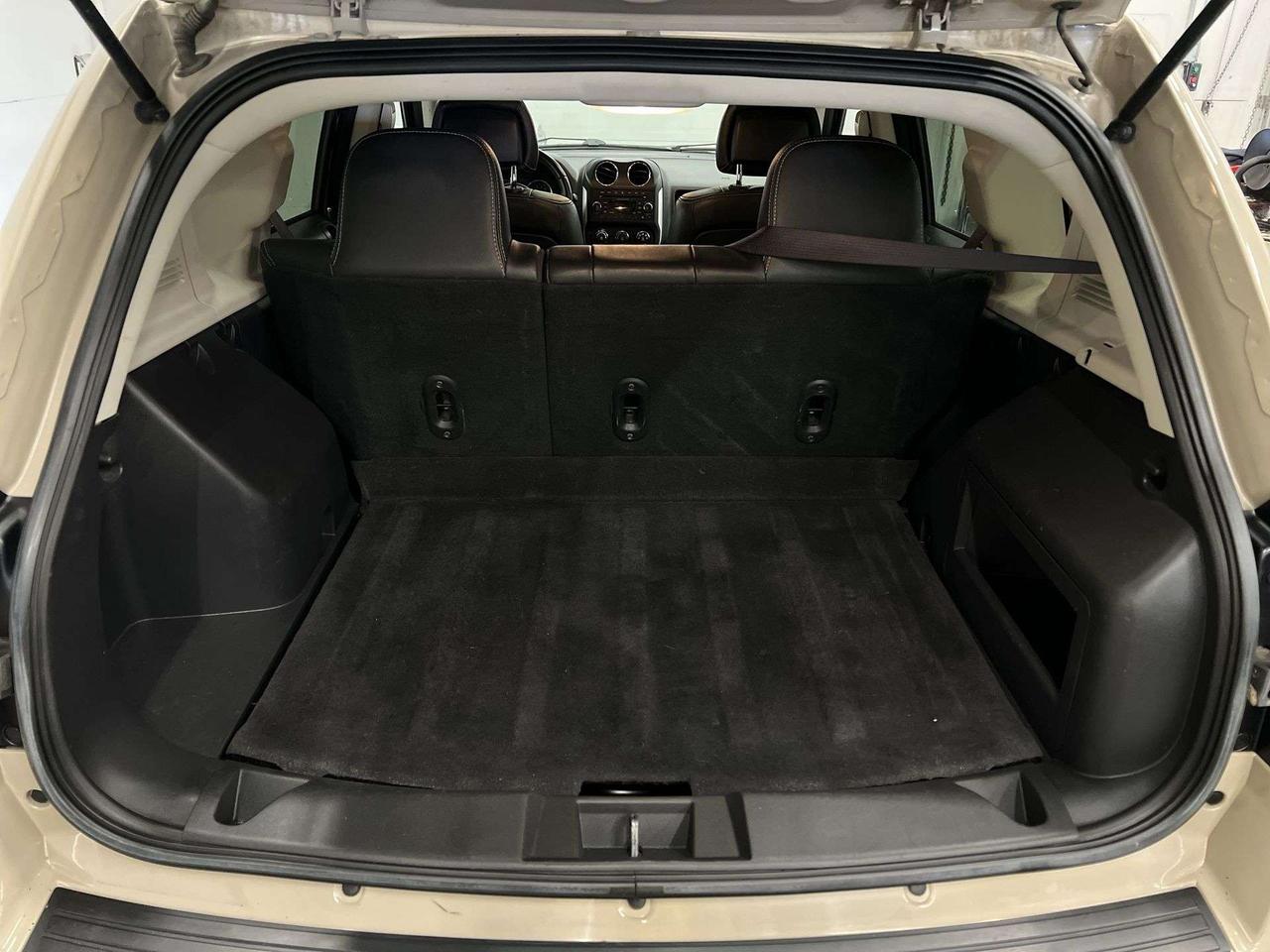 2017 Jeep Compass HIGH ALTITUDE 4X4 | LOW KMS| LEATHER |REMOTE START Photo