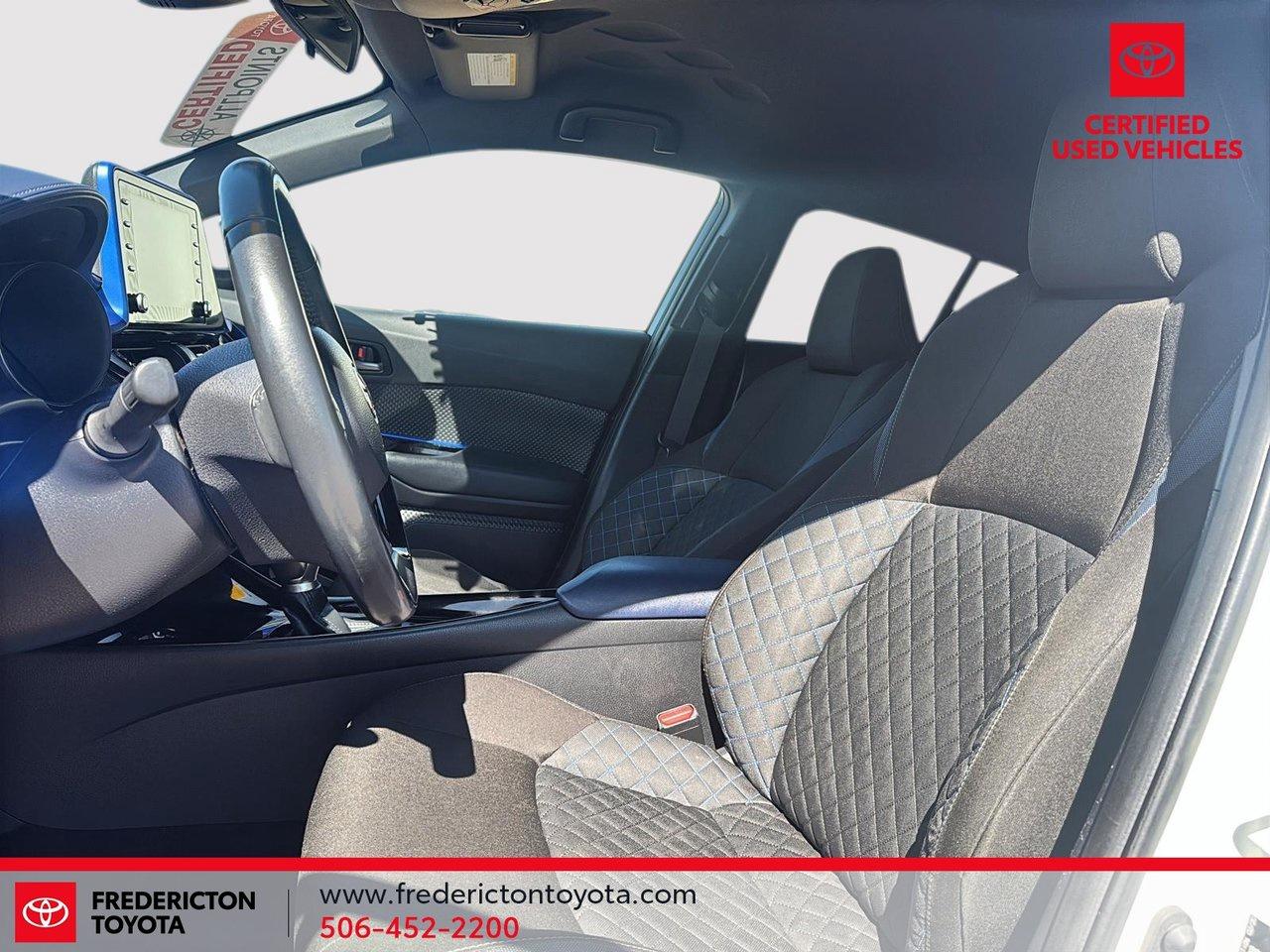 2020 Toyota C-HR  Photo