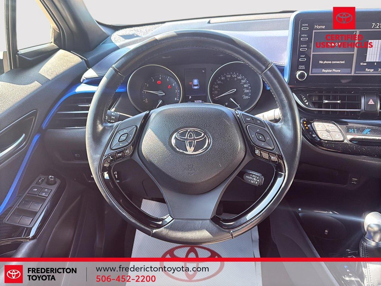 2020 Toyota C-HR  Photo