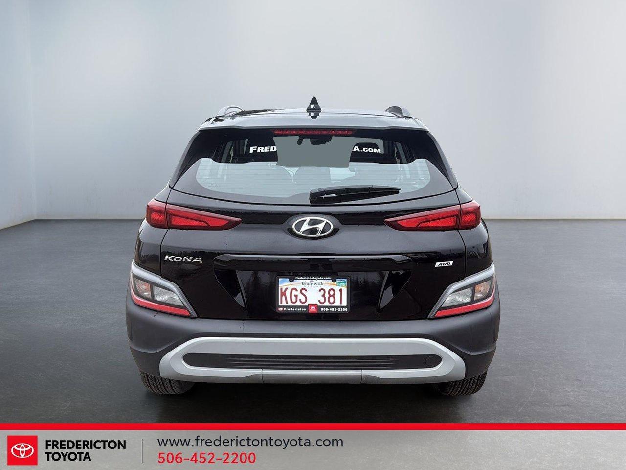 2023 Hyundai KONA Preferred Photo2