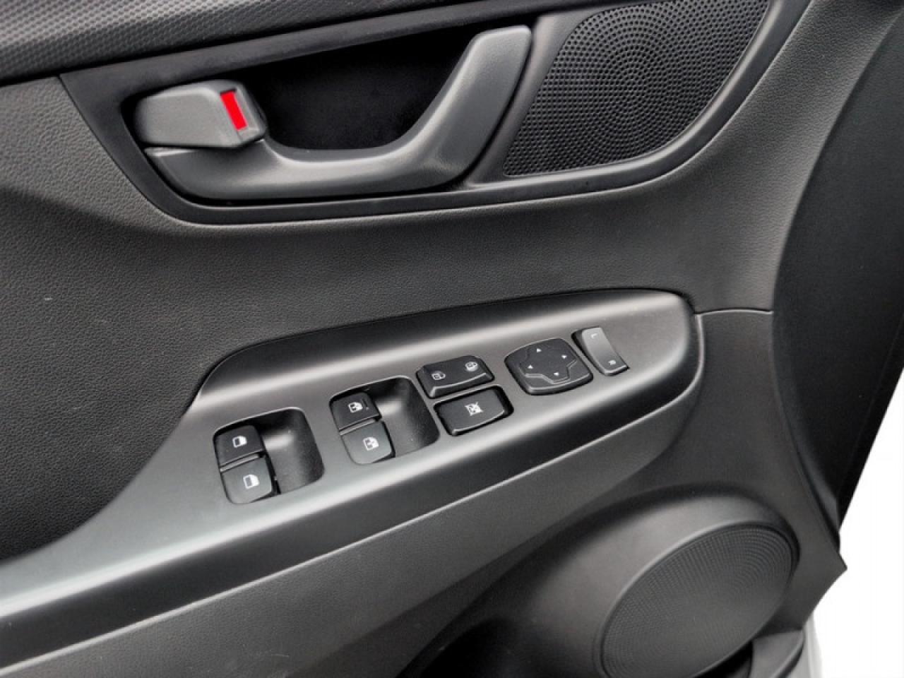 2023 Hyundai KONA 2.0L Preferred Photo