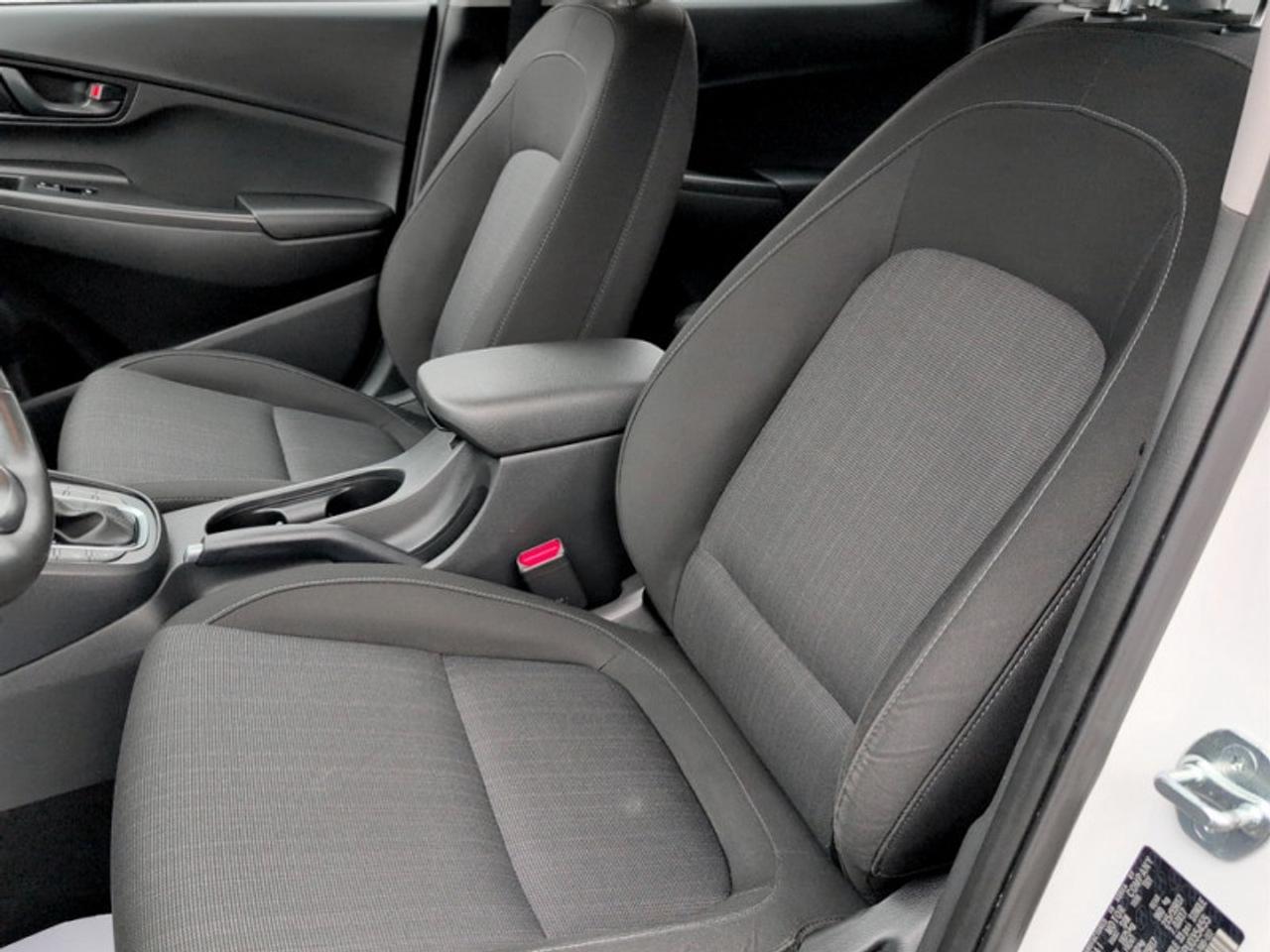 2023 Hyundai KONA 2.0L Preferred  **NO ACCIDENTS** Photo