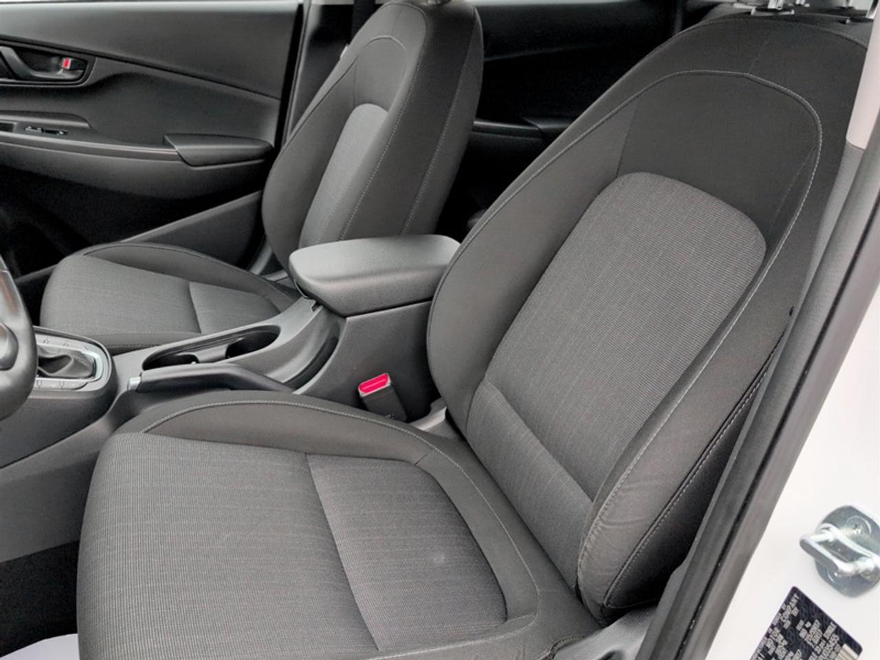 2023 Hyundai KONA 2.0L Preferred  **NO ACCIDENTS** Photo