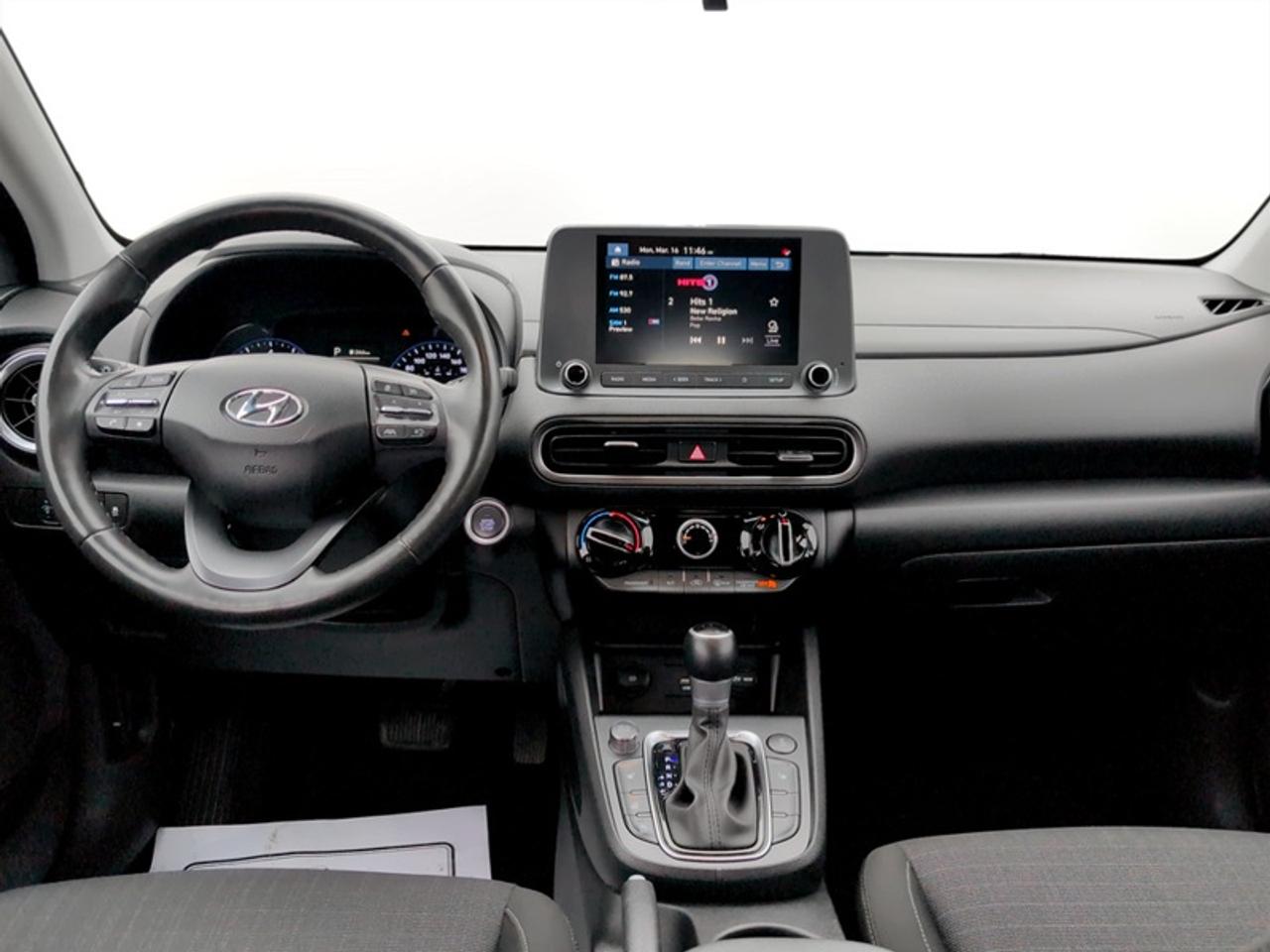 2023 Hyundai KONA 2.0L Preferred  **NO ACCIDENTS** Photo