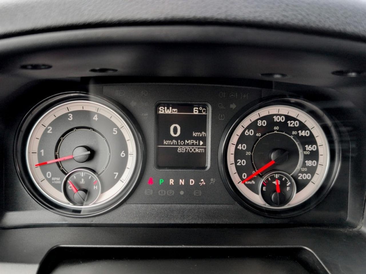 2023 RAM 1500 Classic SLT  **5.7L HEMI - NO ACCIDENTS** Photo