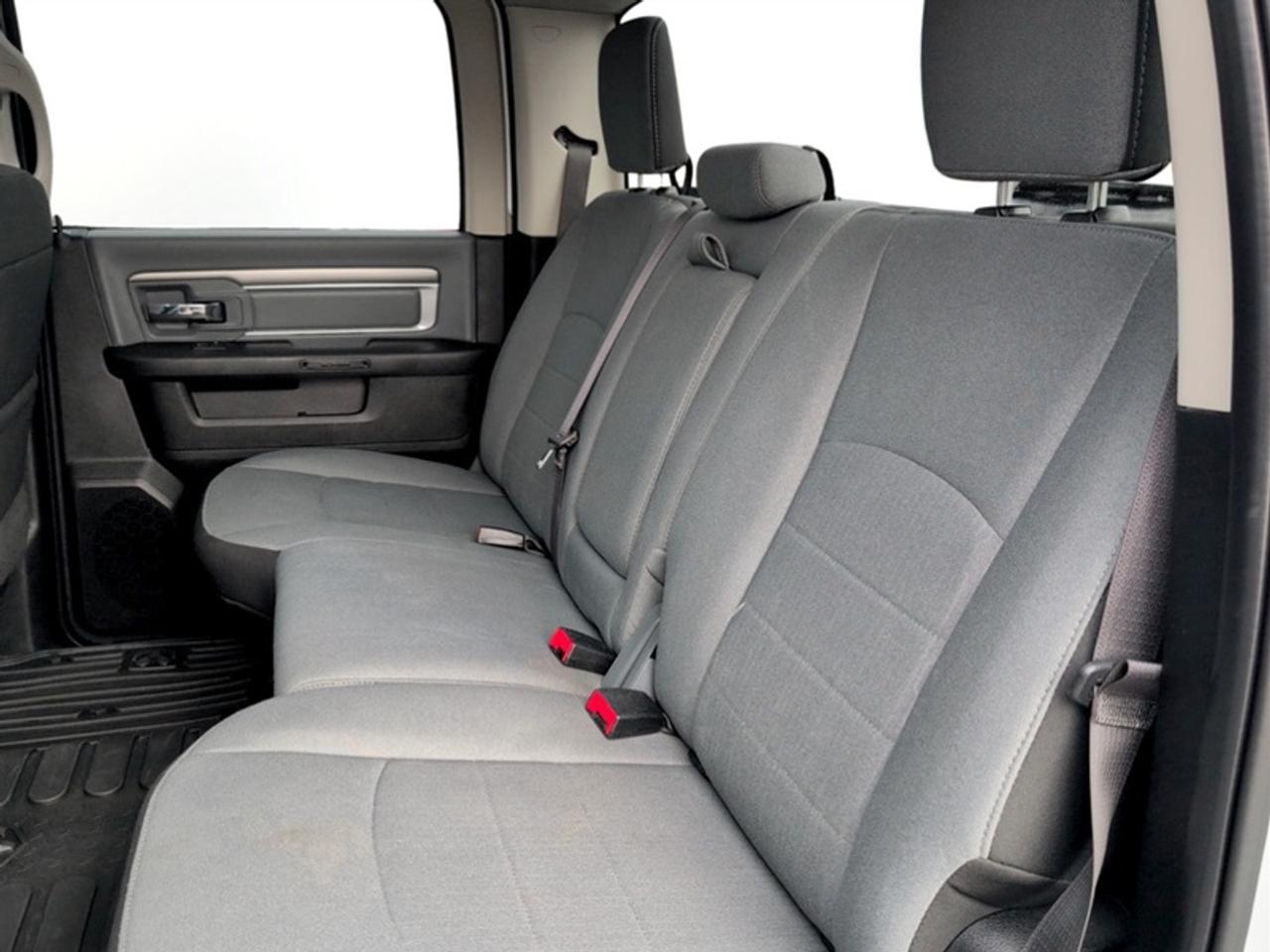 2023 RAM 1500 Classic SLT  **5.7L HEMI VVT V8 ENGINE** Photo
