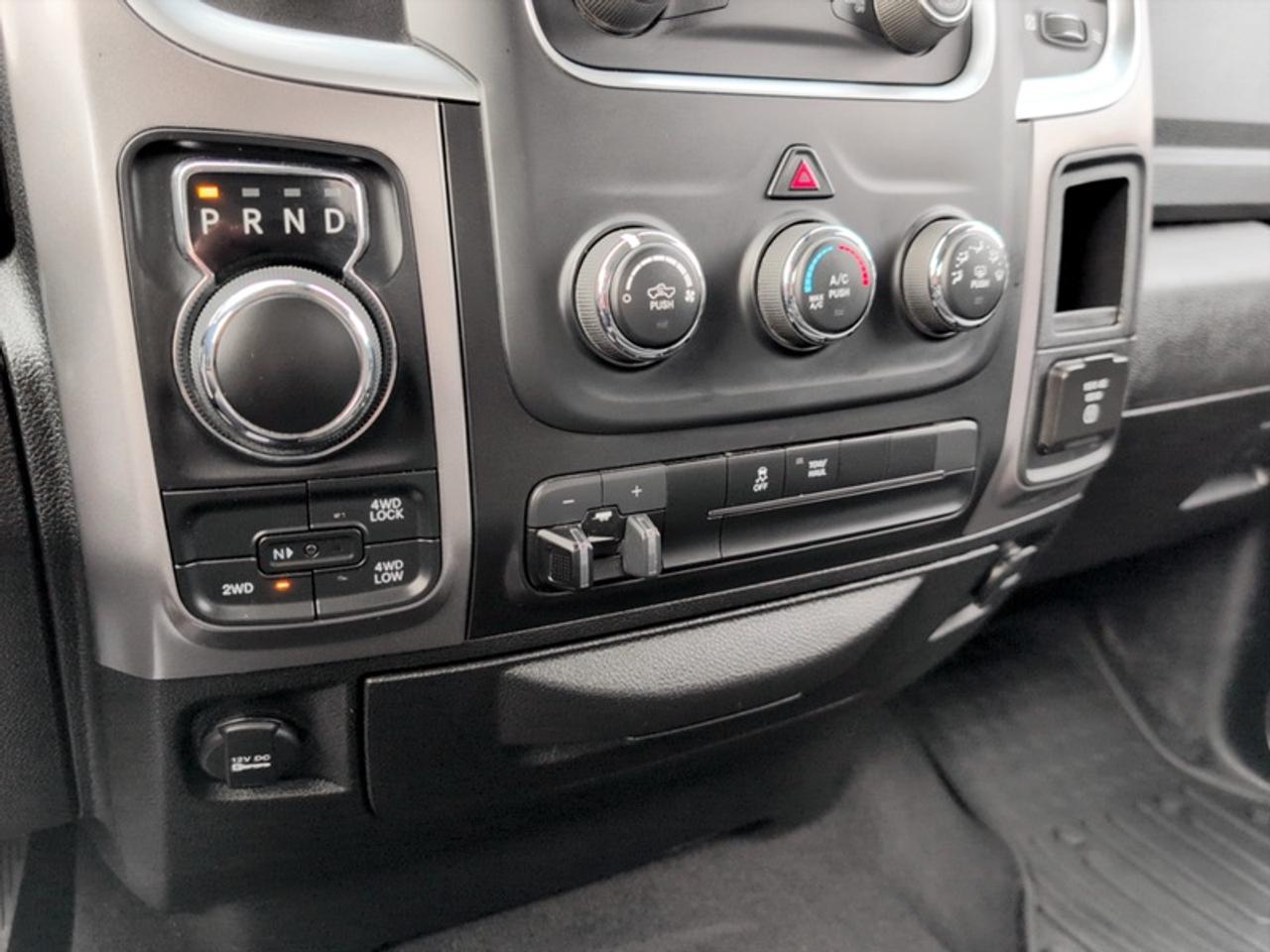 2023 RAM 1500 Classic SLT  **5.7L HEMI VVT V8 ENGINE** Photo