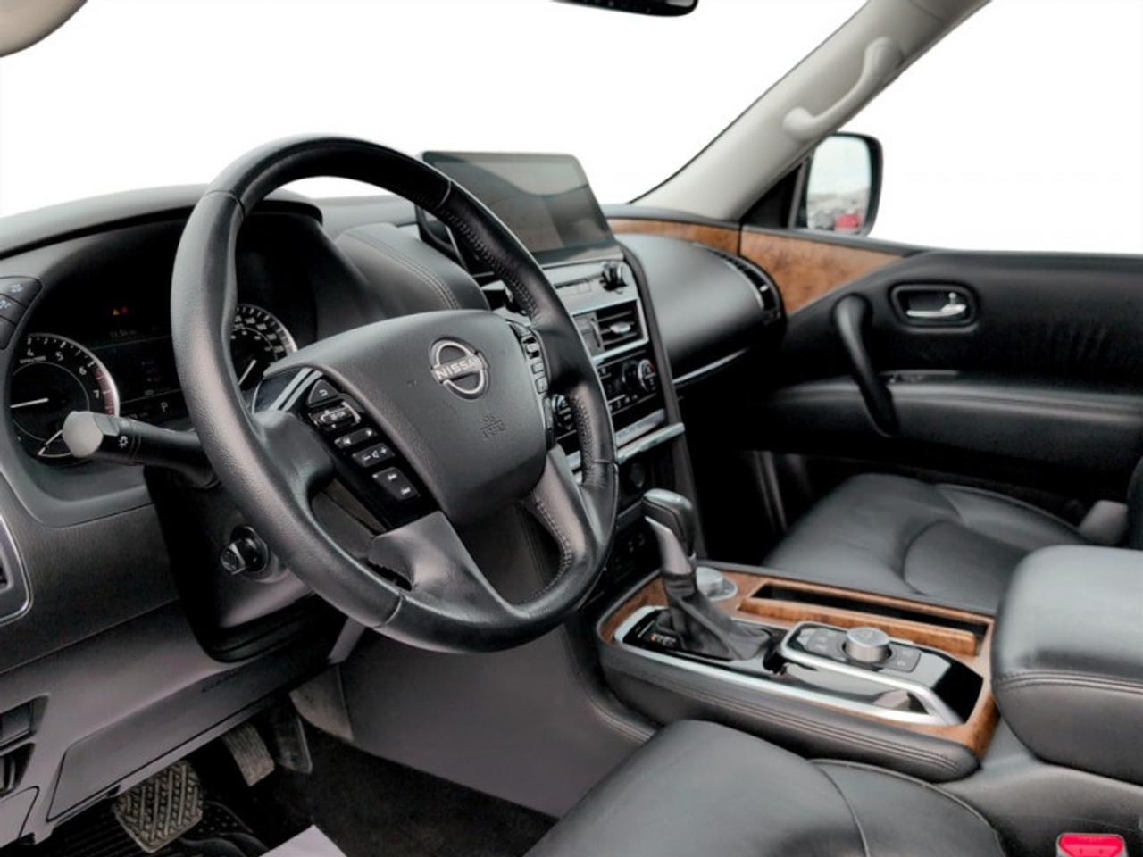 2024 Nissan Armada SL  **CLEAN CARFAX** Photo