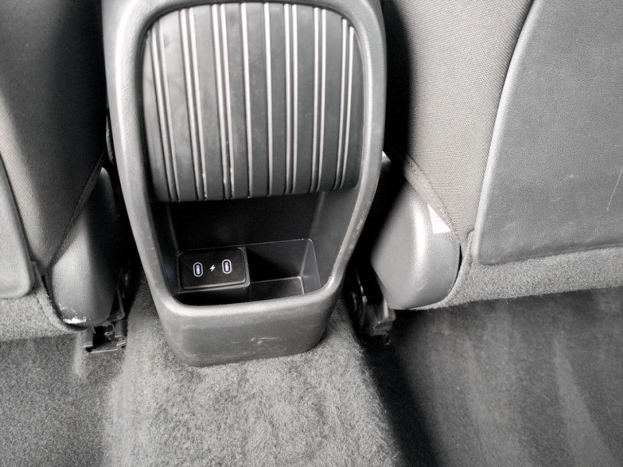 2024 Hyundai KONA Preferred FWD  **NO ACCIDENTS** Photo