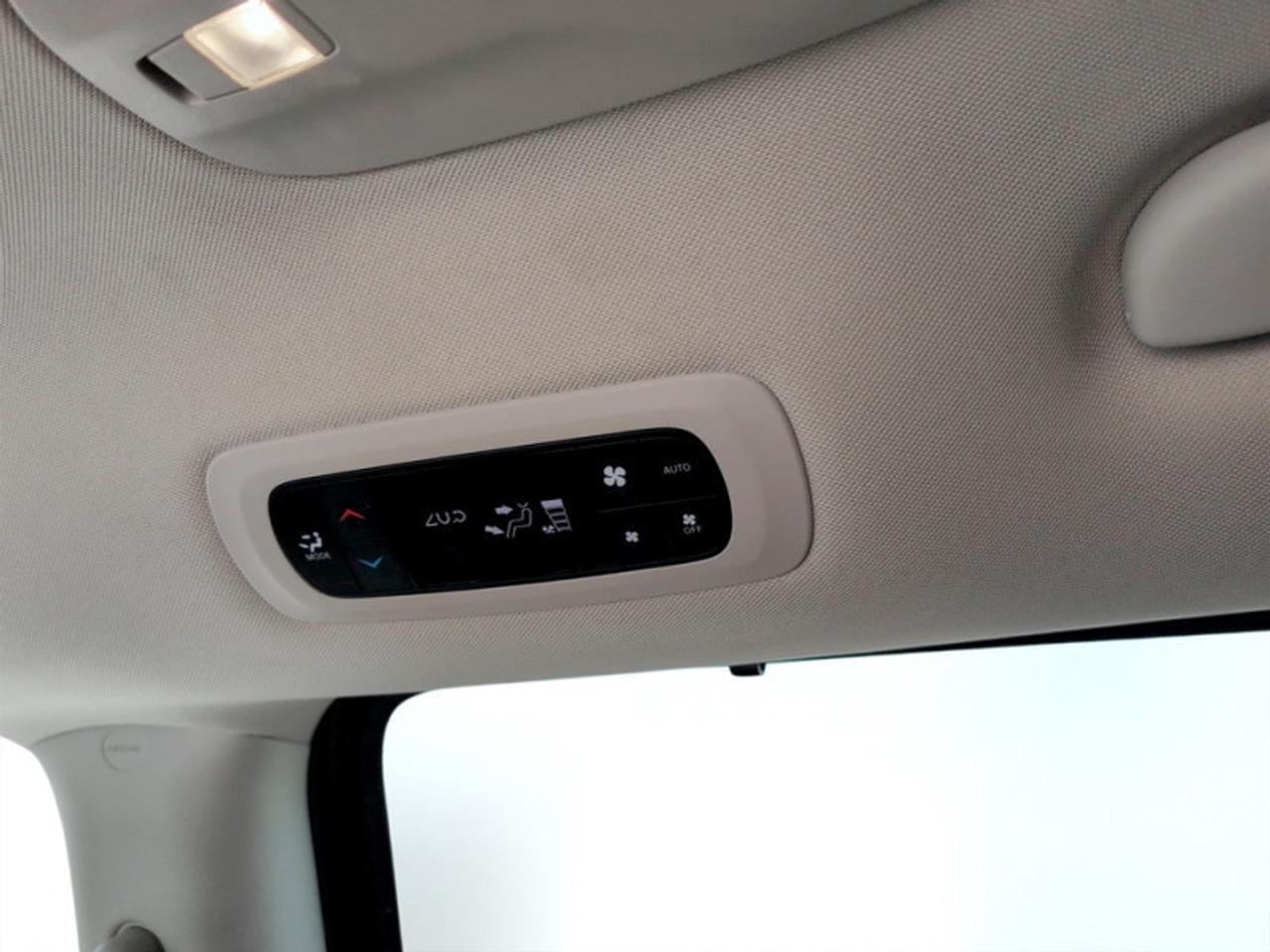 2023 Chrysler Pacifica Touring-L AWD  **AWD** Photo