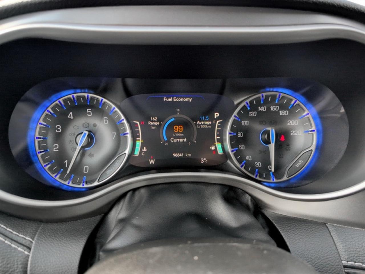 2023 Chrysler Pacifica Touring-L AWD  **AWD** Photo