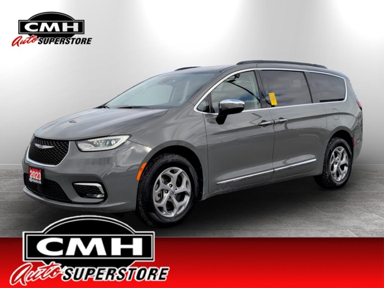 2023 Chrysler Pacifica Limited AWD  **PANO ROOF** Photo0