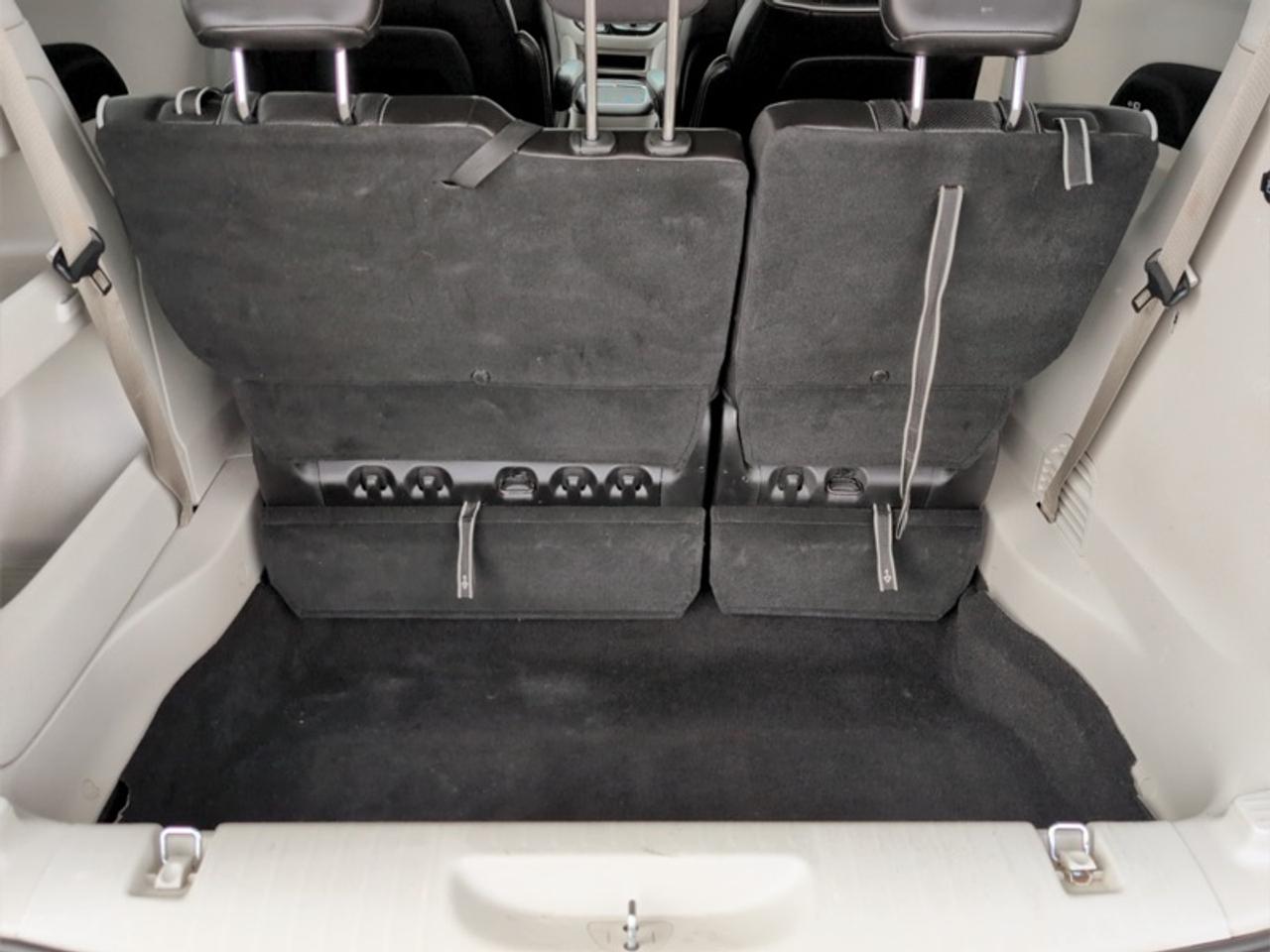 2023 Chrysler Pacifica Limited AWD  **PANO ROOF** Photo