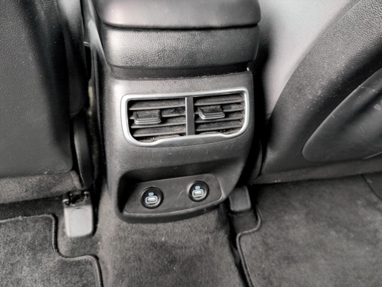 2023 Hyundai Santa Fe Preferred AWD  *HTD SW - ADAP CC* Photo