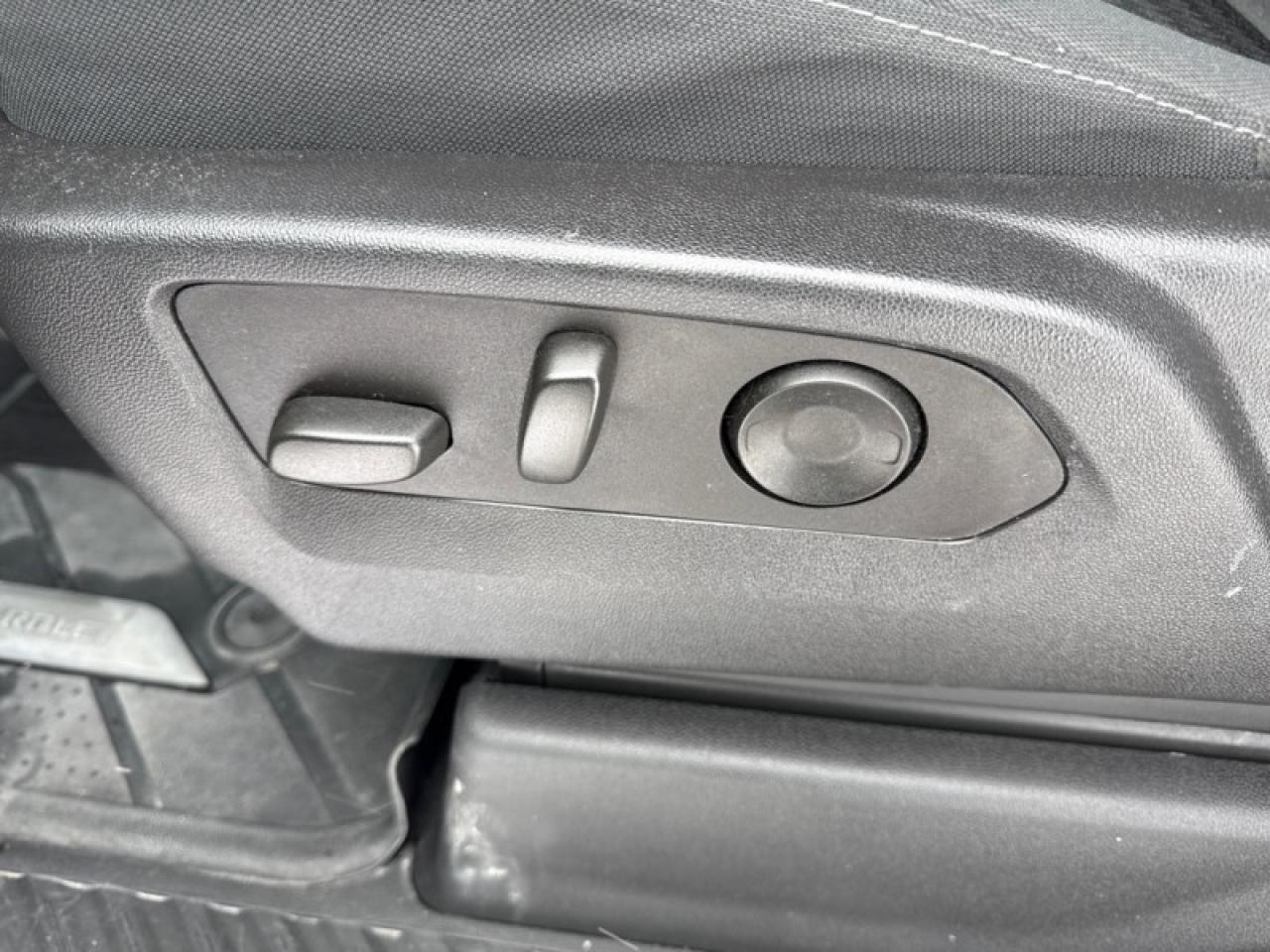 2023 Chevrolet Silverado 1500 Custom  Remote Start - $327 B/W Photo