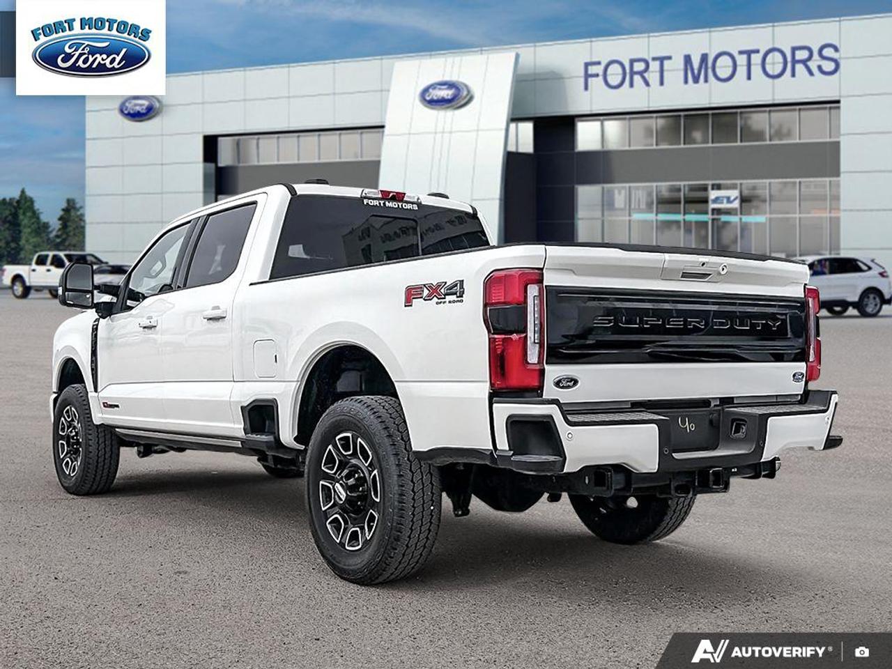2026 Ford F-350 Super Duty SRW Platinum Photo3