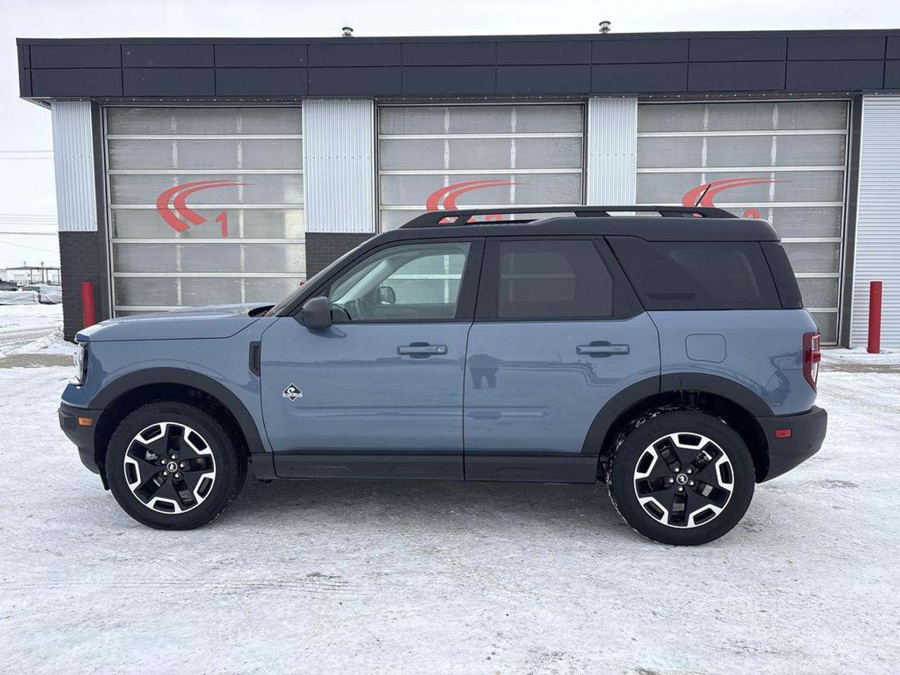 2024 Ford Bronco Sport Outer Banks Photo3