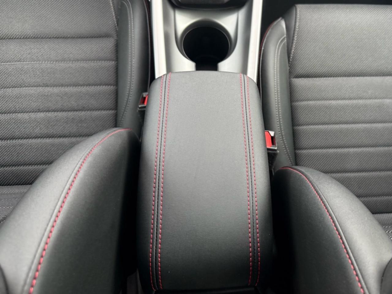 2023 Dodge Hornet GT  - Apple CarPlay -  Android Auto - $81.38 /Wk Photo