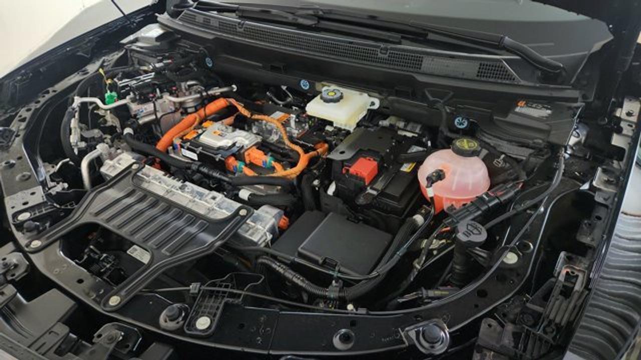 13674434