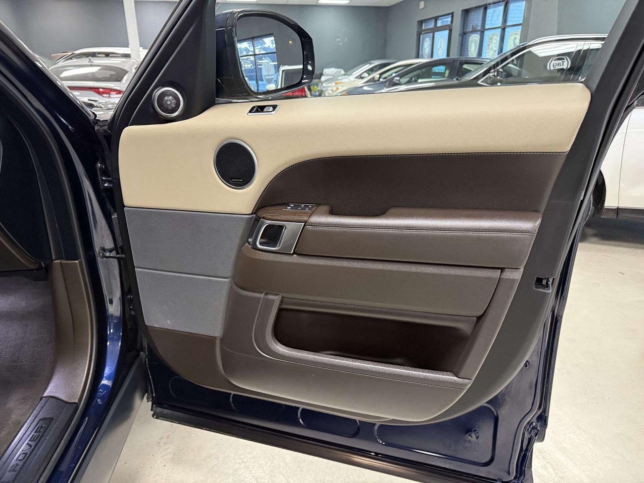 2022 Land Rover Range Rover Sport SE Photo