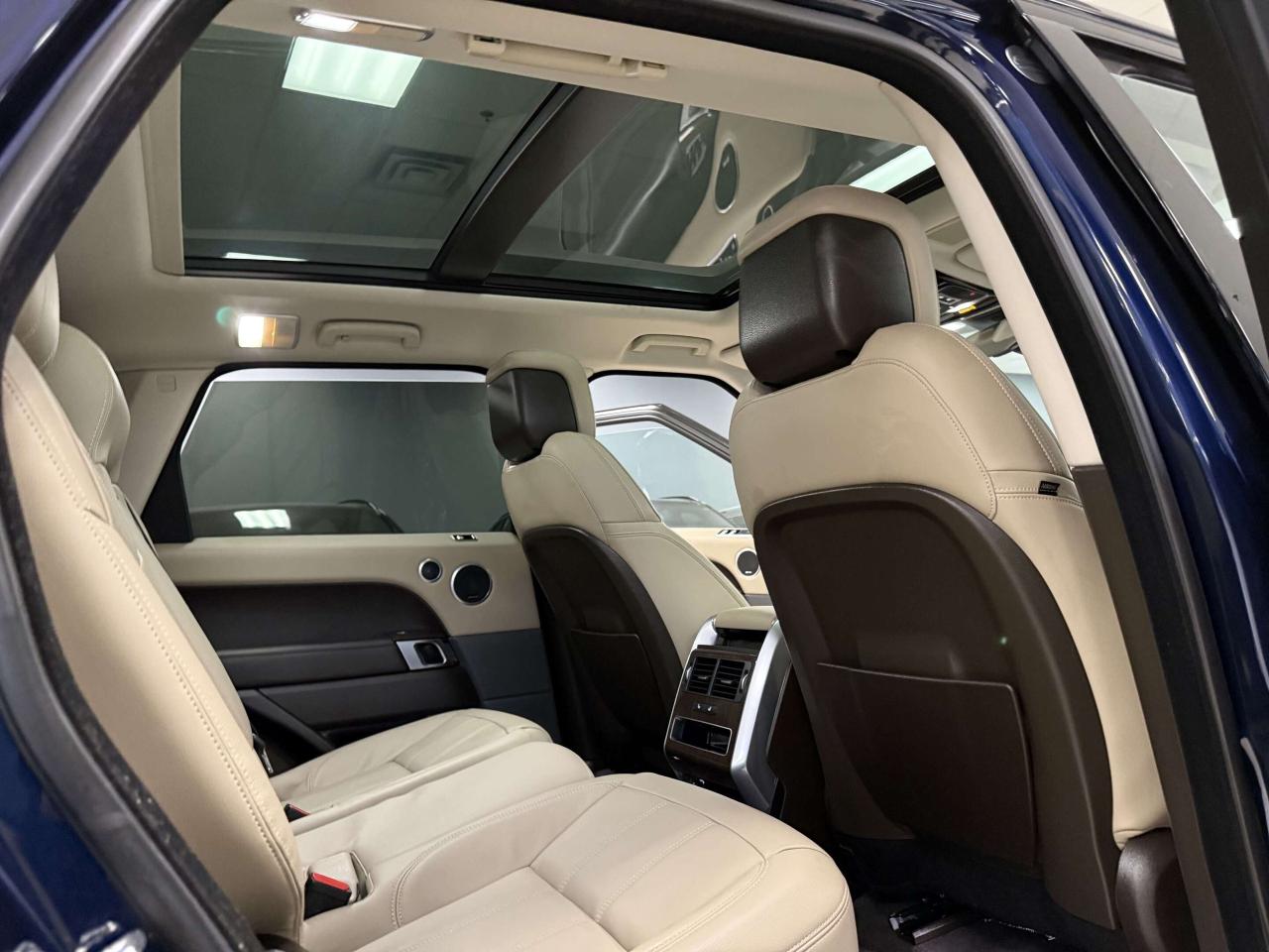 2022 Land Rover Range Rover Sport SE Photo