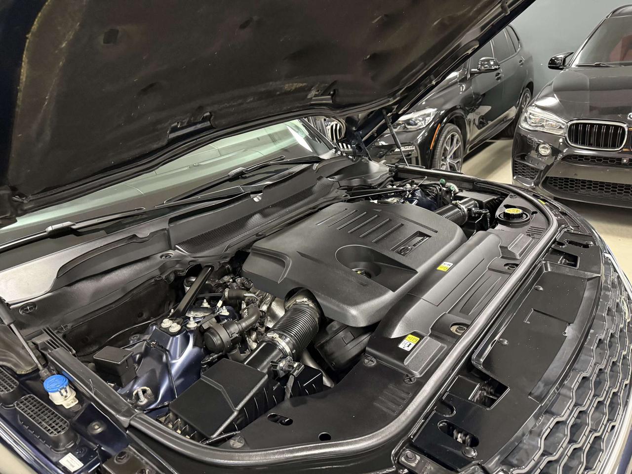 2022 Land Rover Range Rover Sport SE Photo