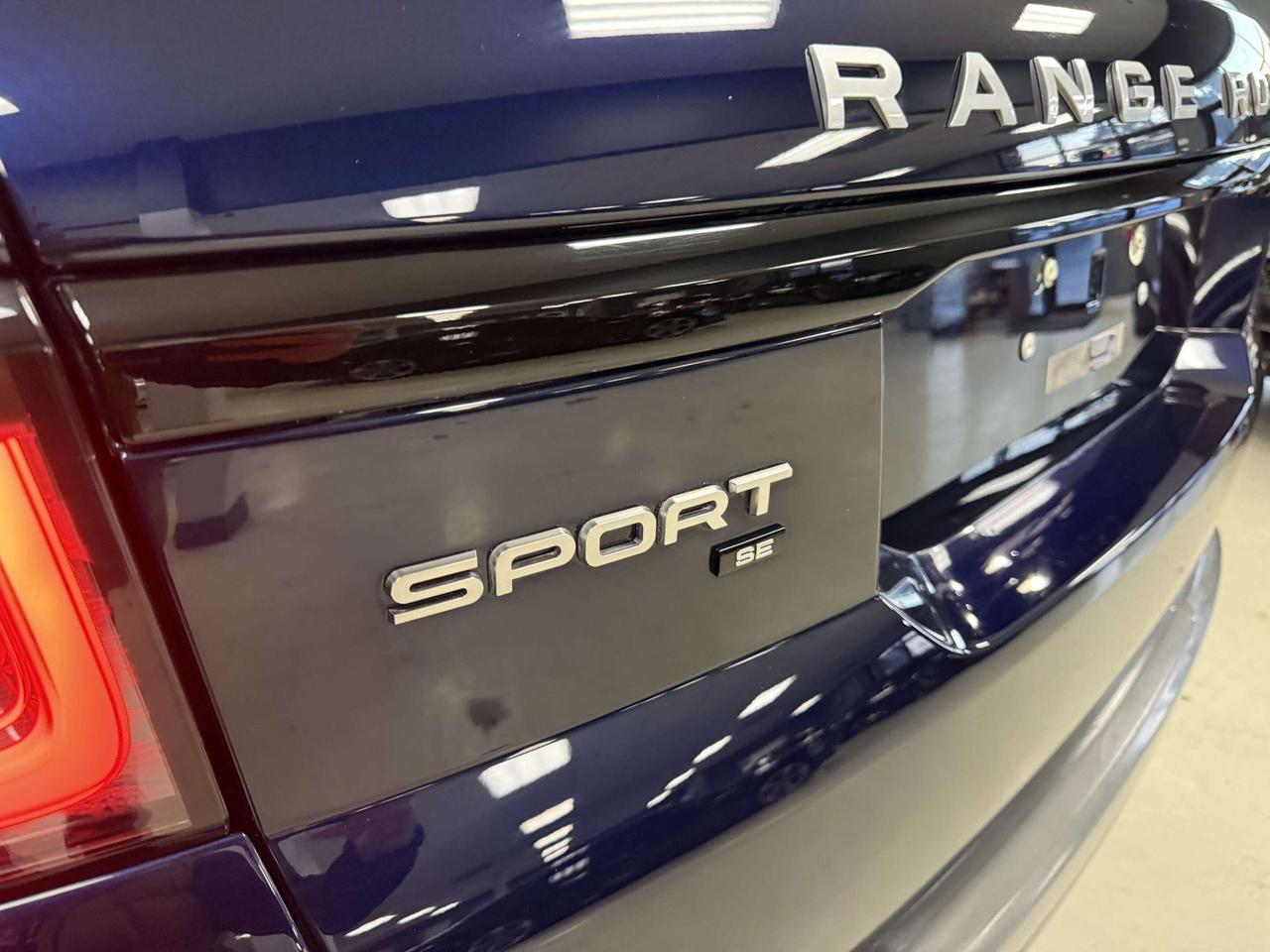 2022 Land Rover Range Rover Sport SE Photo