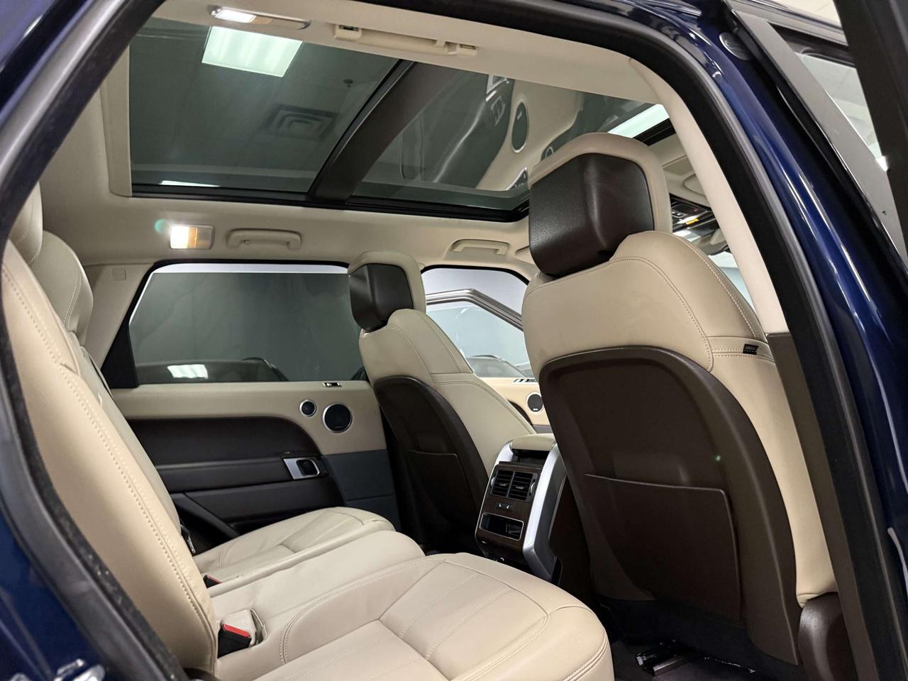 2022 Land Rover Range Rover Sport SE Photo