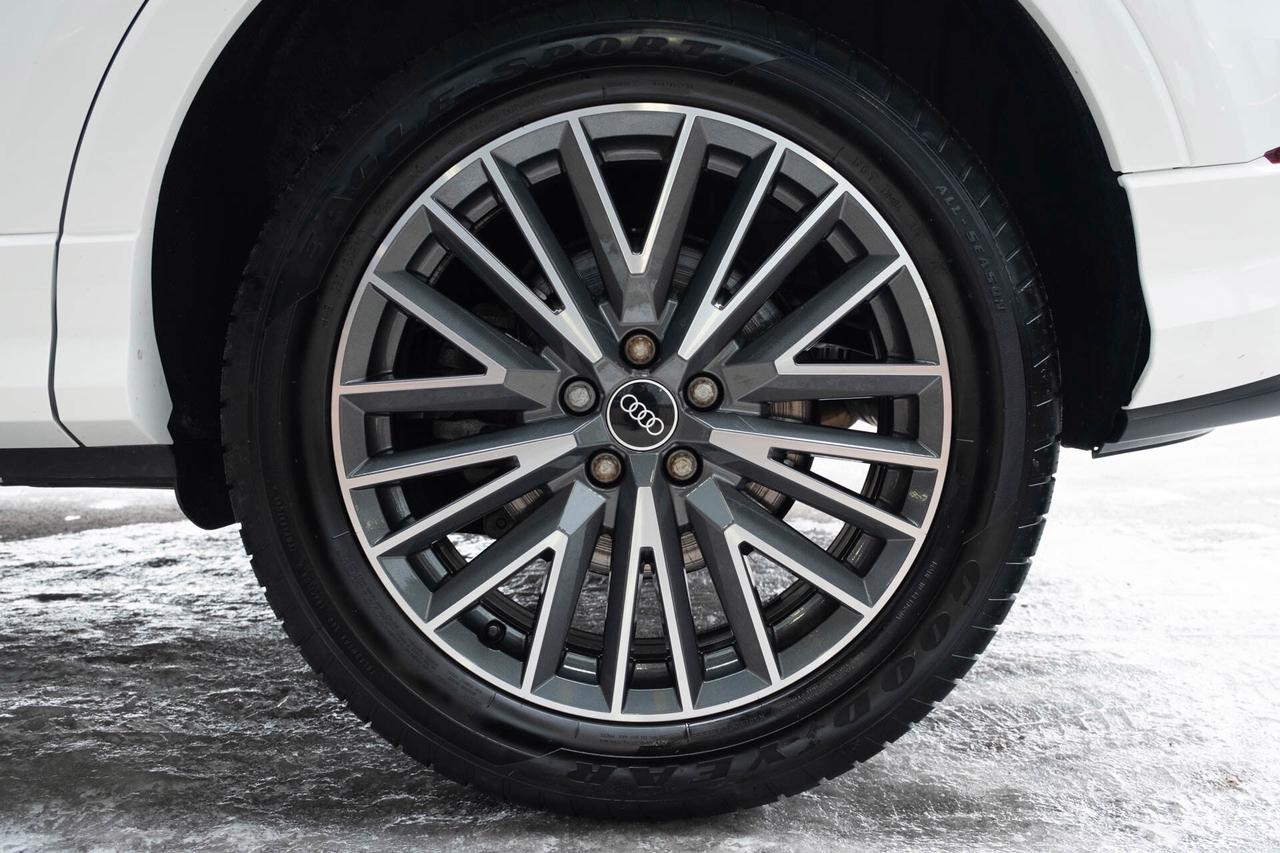 2022 Audi Q3 S line Progressiv quattro Photo