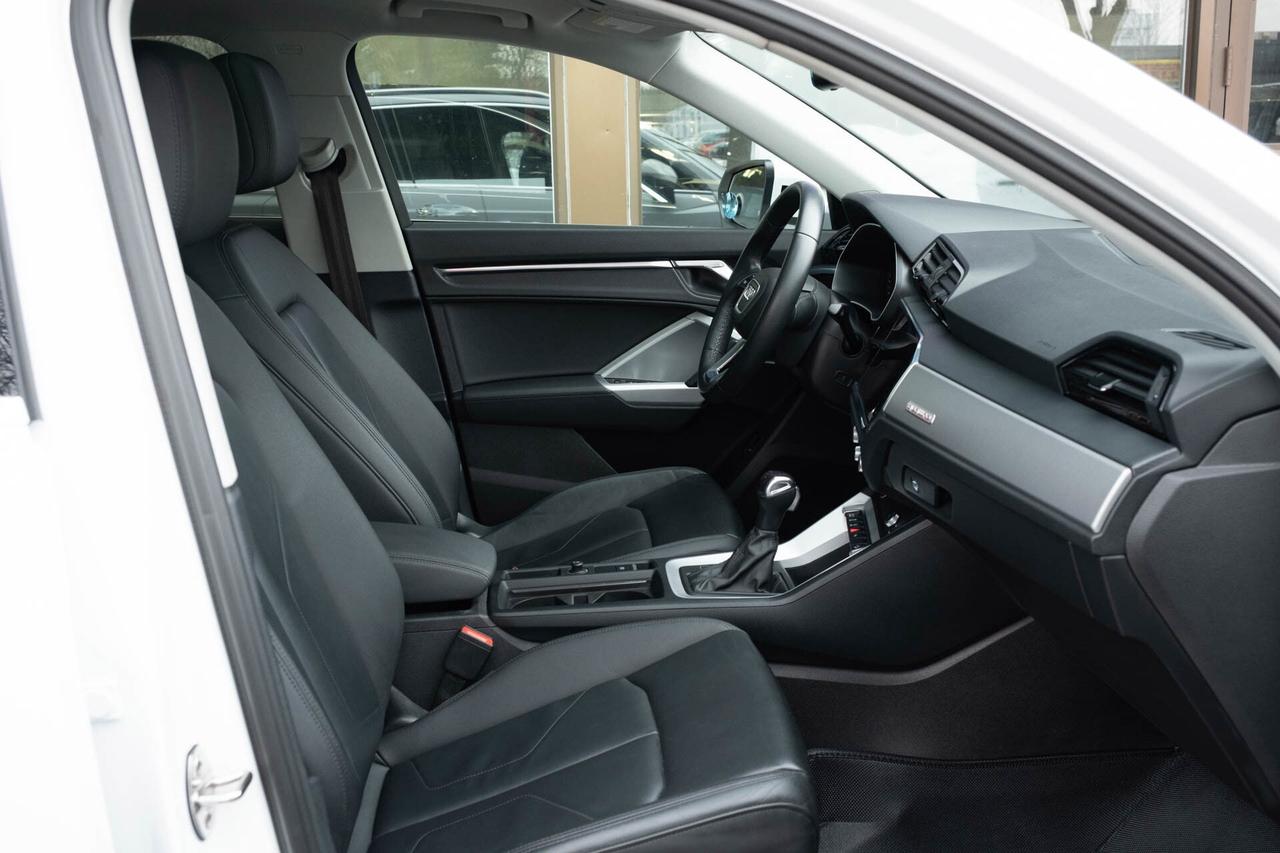 2022 Audi Q3 S line Progressiv quattro Photo