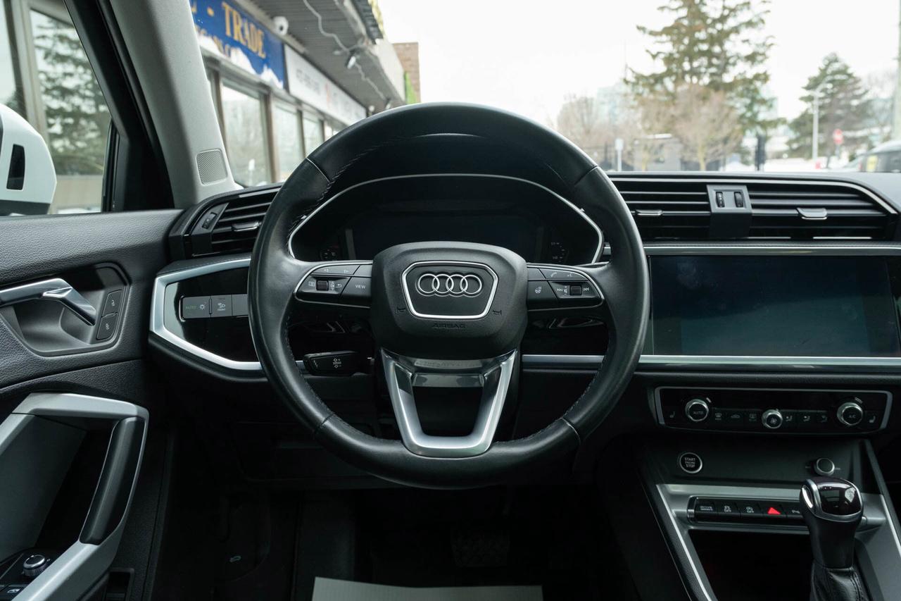 2022 Audi Q3 S line Progressiv quattro Photo